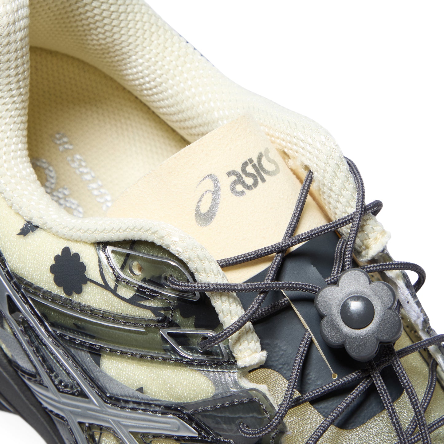Asics Gel-Cumulus 16 SSCB (Ivory/Black)