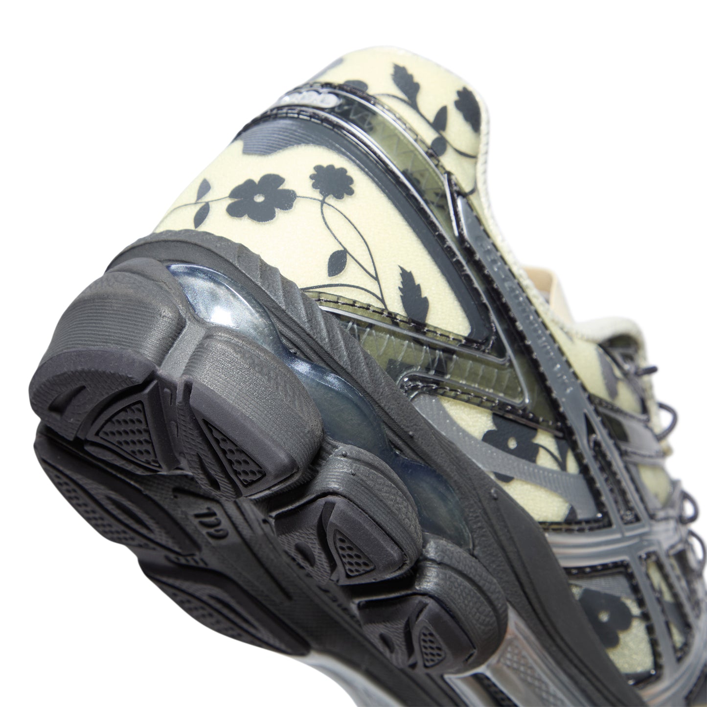 Asics Gel-Cumulus 16 SSCB (Ivory/Black)