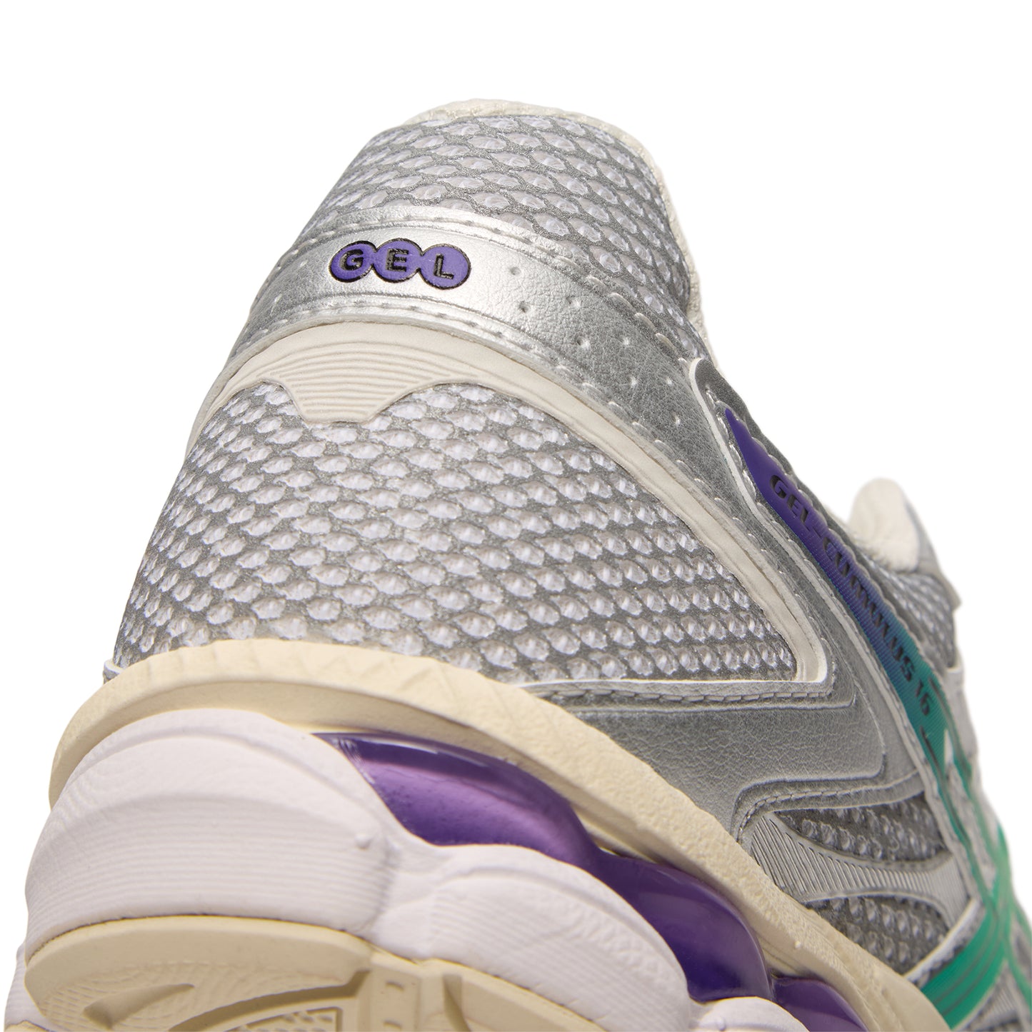 ASICS TOMO Gel-Cumulus 16 (Cream/Malachite Green)