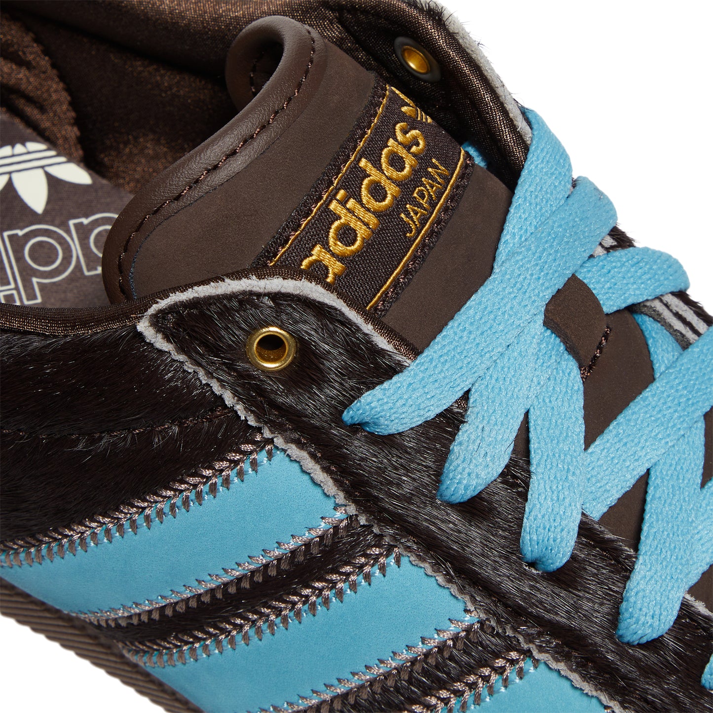 adidas Womens Japan (Dark Brown/Preloved Blue/Trace Brown)