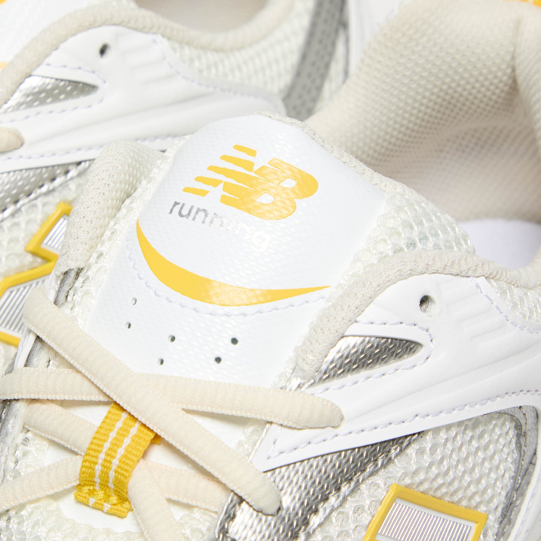 New Balance 530 (Sea Salt/Yellow) – CNCPTS