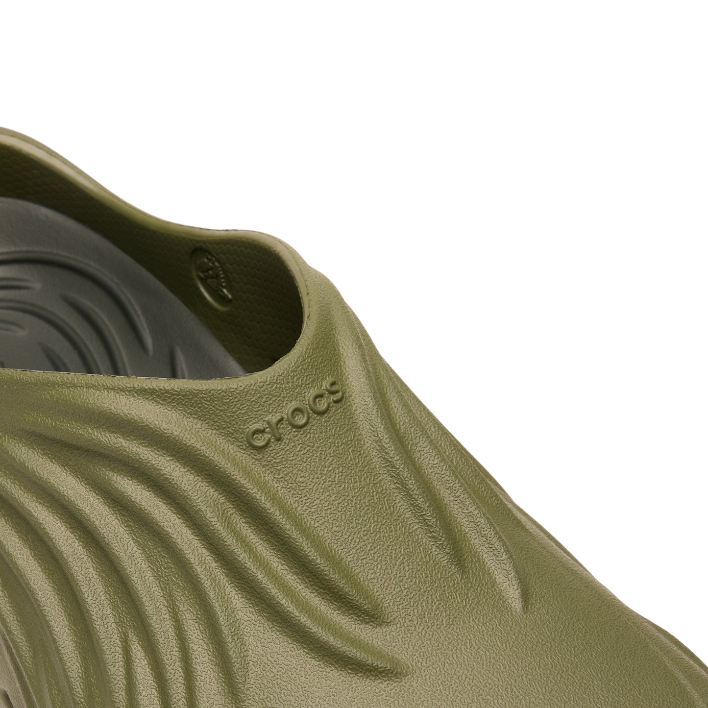 Crocs Echo Wave (Army Green)