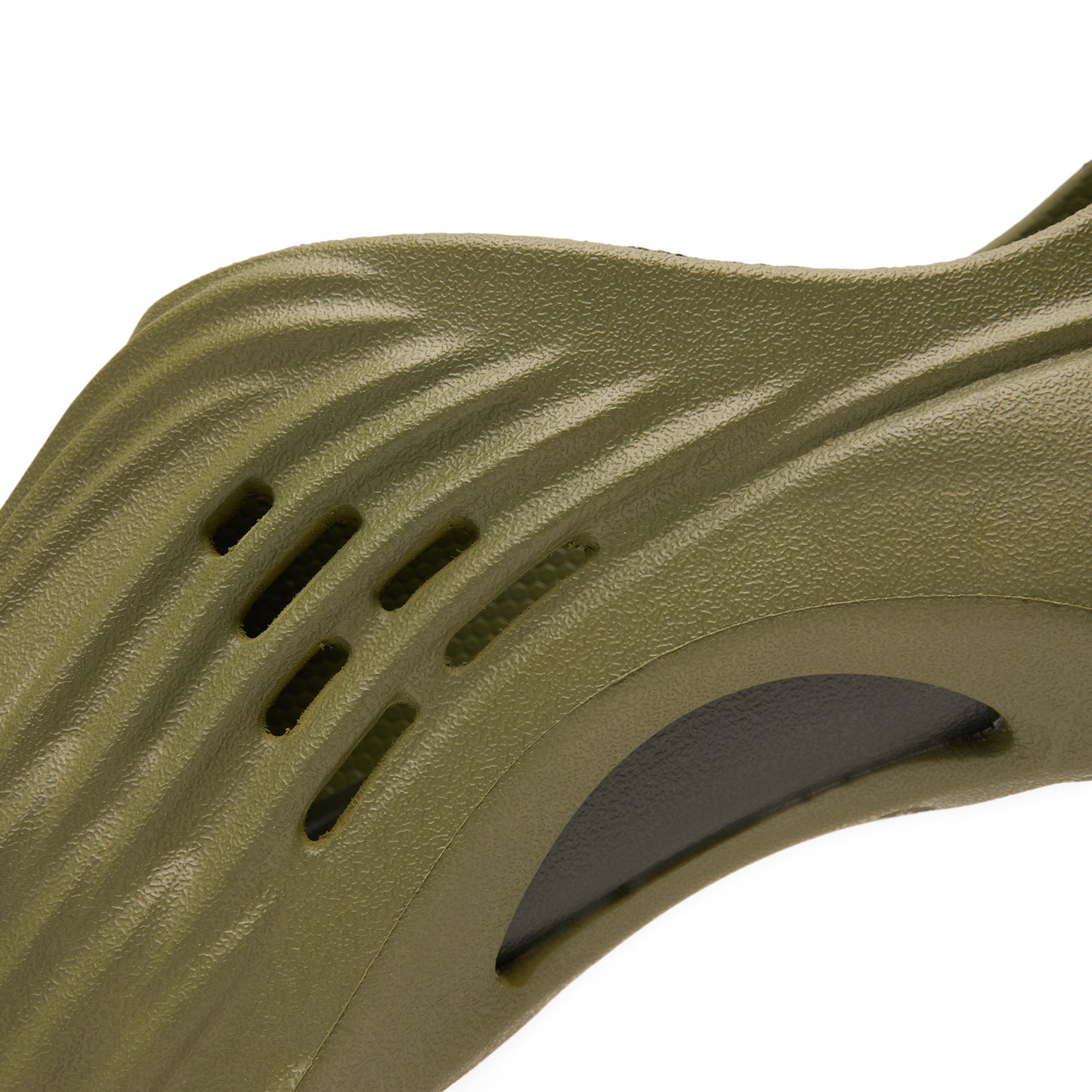 Crocs Echo Wave (Army Green)