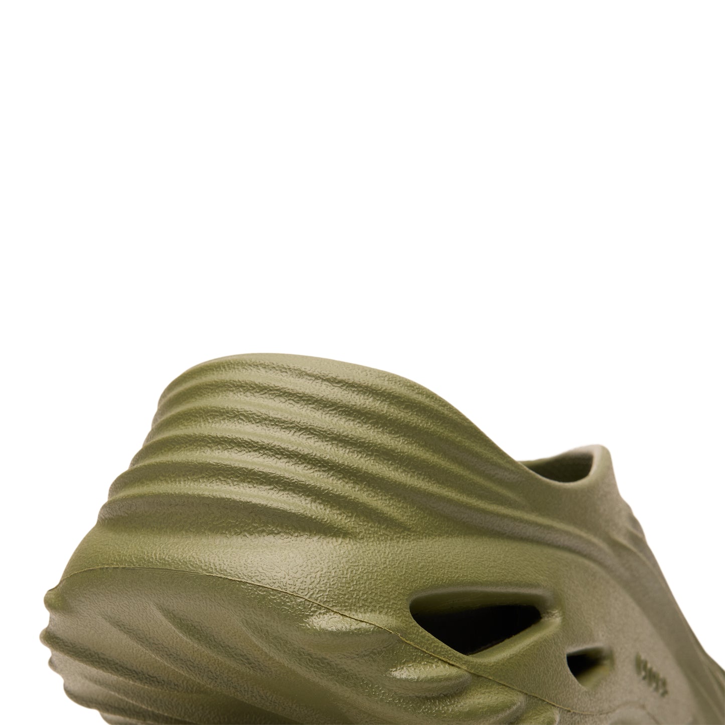 Crocs Echo Wave (Army Green)