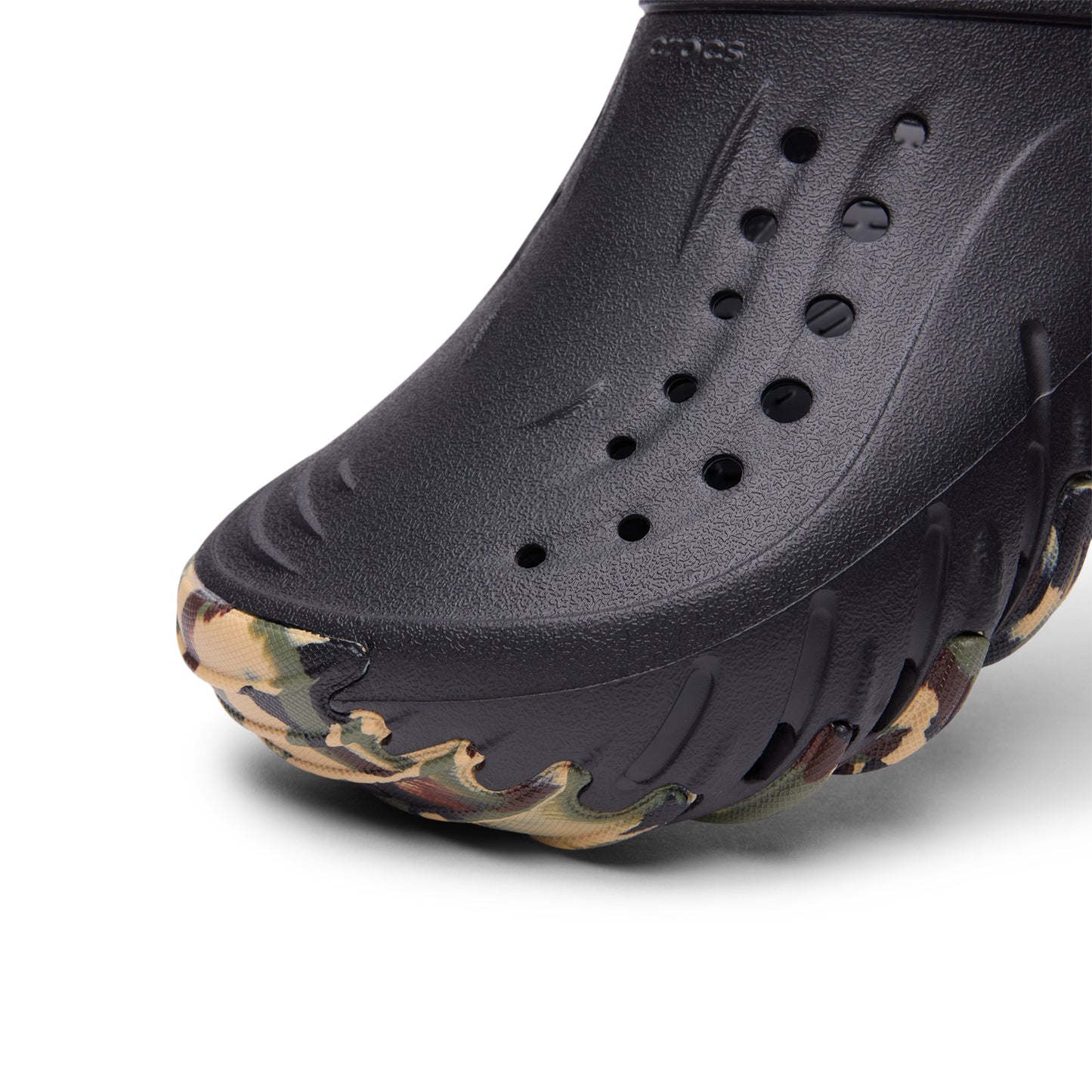 Crocs Echo Camo RO Clog (Black/Multi)