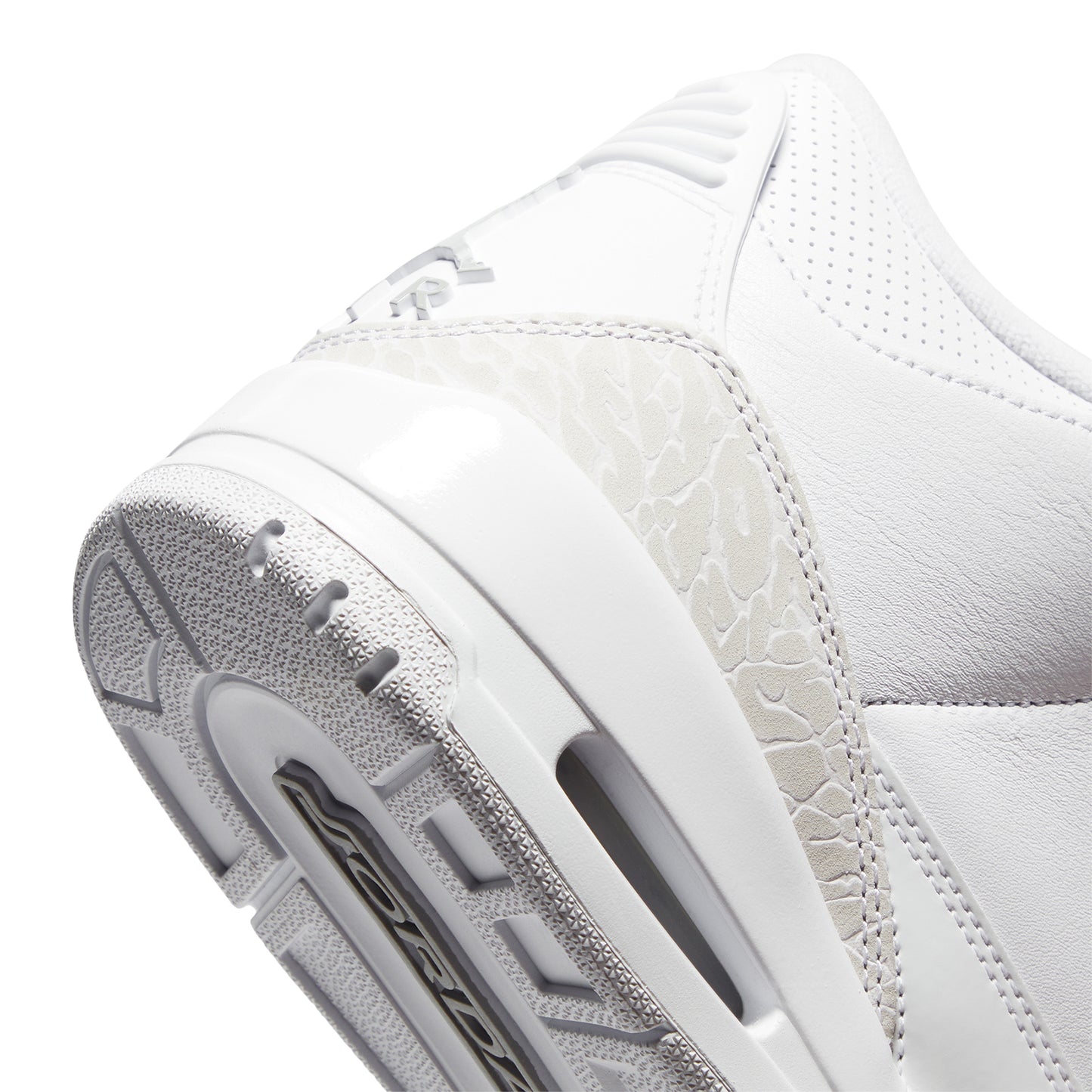 Air Jordan 3 Retro (White/Metallic Silver)