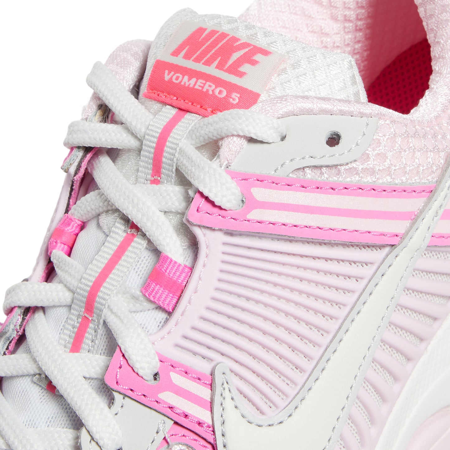 Nike Womens Zoom Vomero 5 (Hyper Pink/Summit White/Pink Foam)