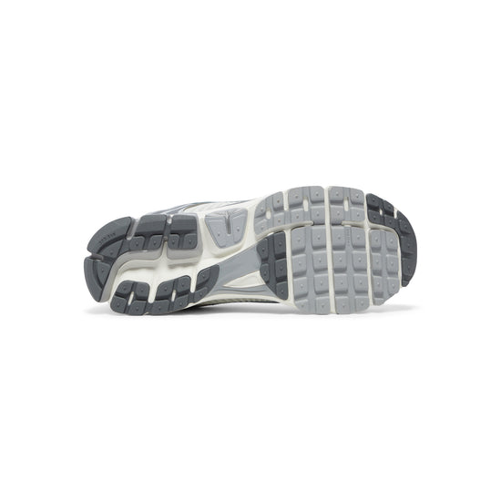 Nike Zoom Vomero 5 (Summit White/Metallic Silver)