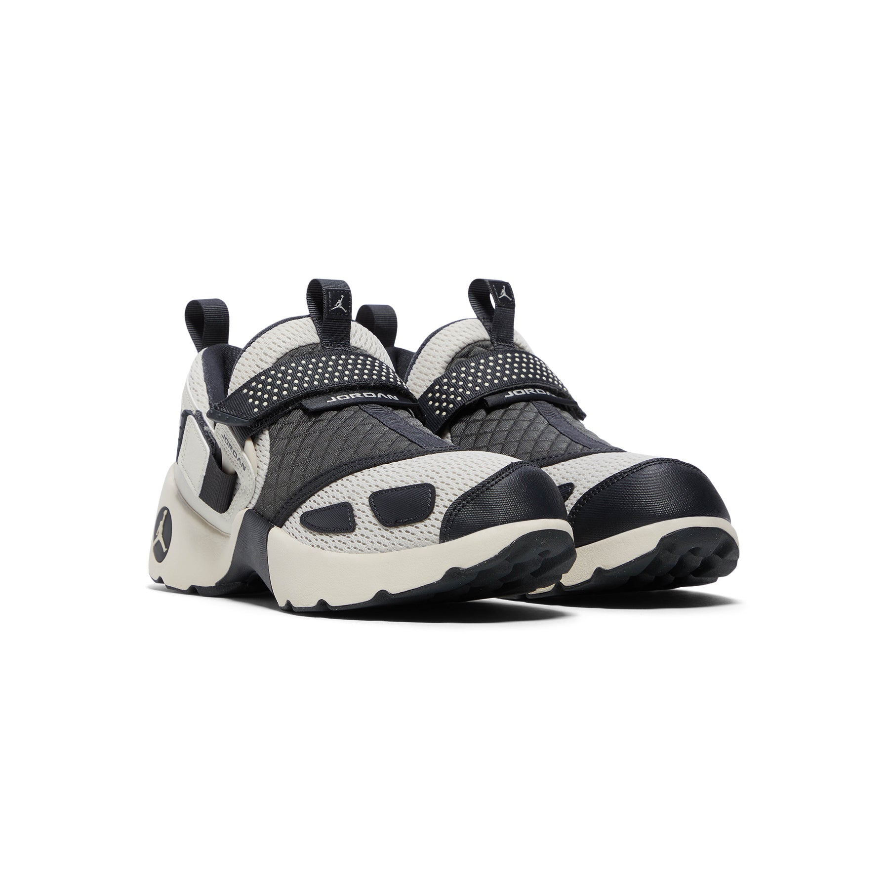 Nike Womens Jordan Trunner LX (Light orewood brown/Anthracite)