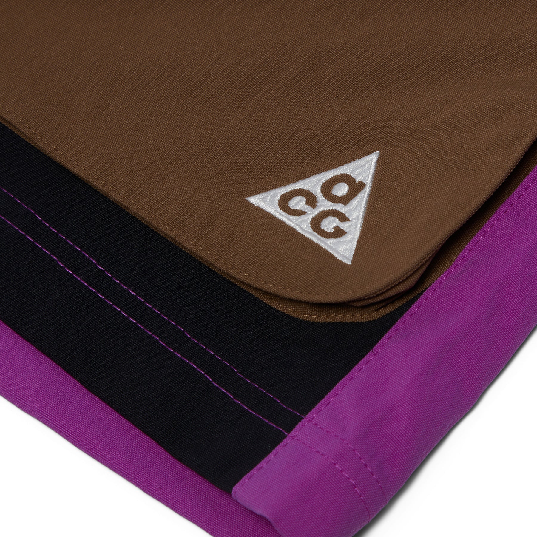 Nike ACG Summit Cargo Shorts (Vivid purple/Mosswood brown)