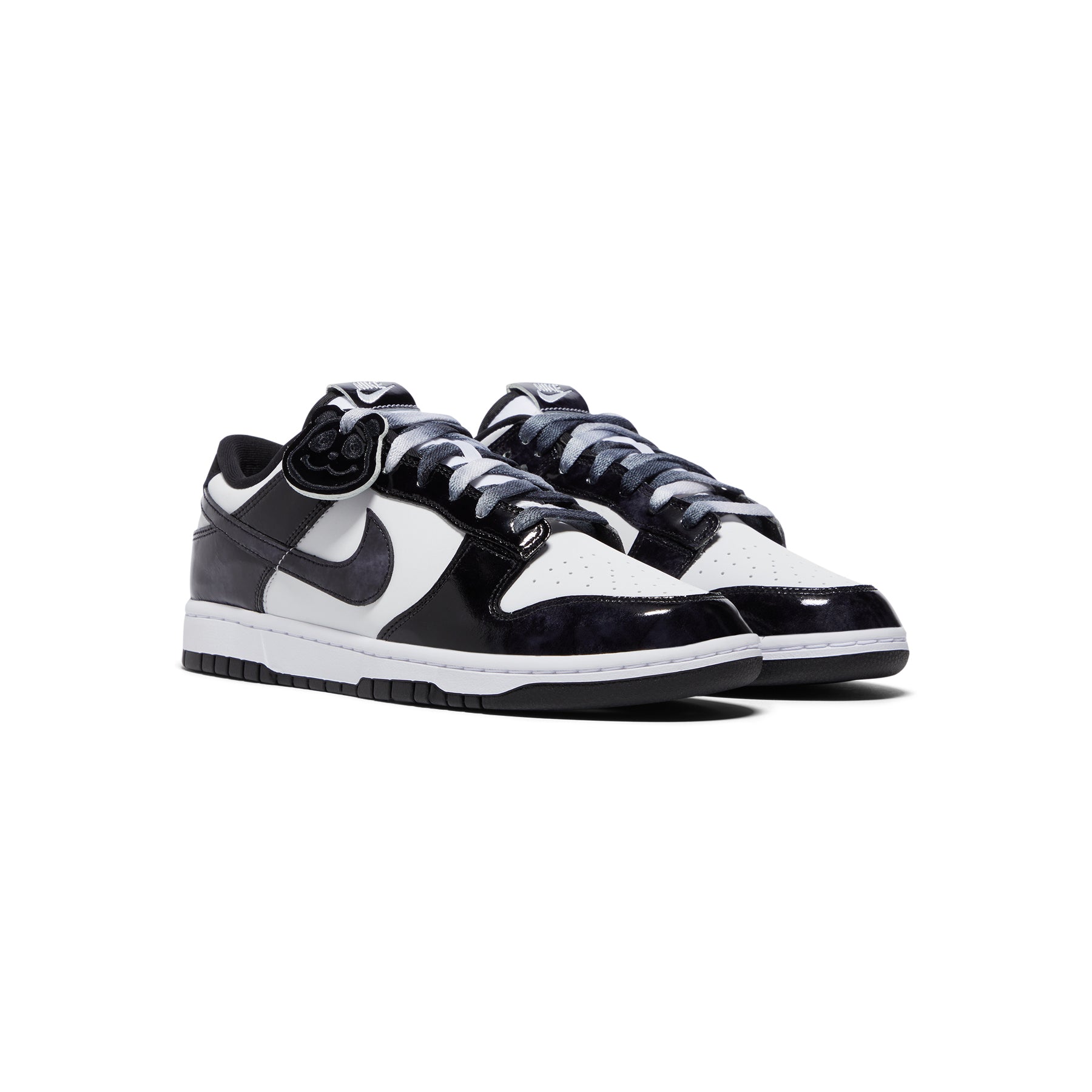 Nike Dunk Low Retro SE (White/Black)