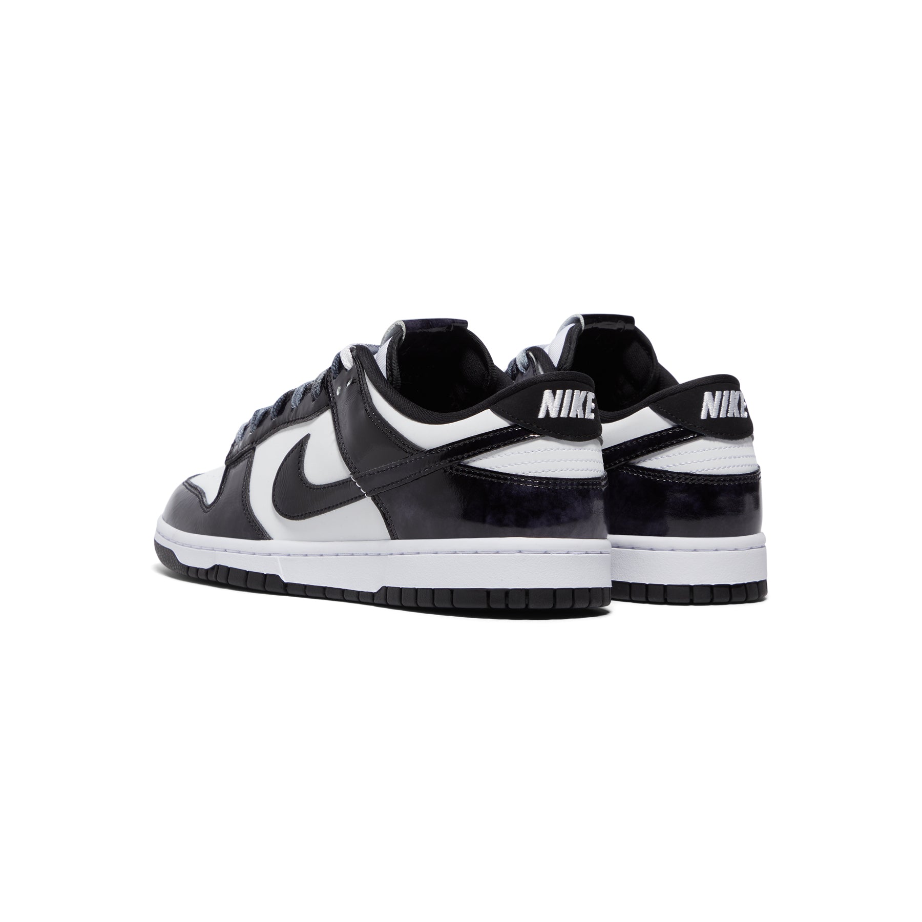 Nike Dunk Low Retro SE (White/Black)
