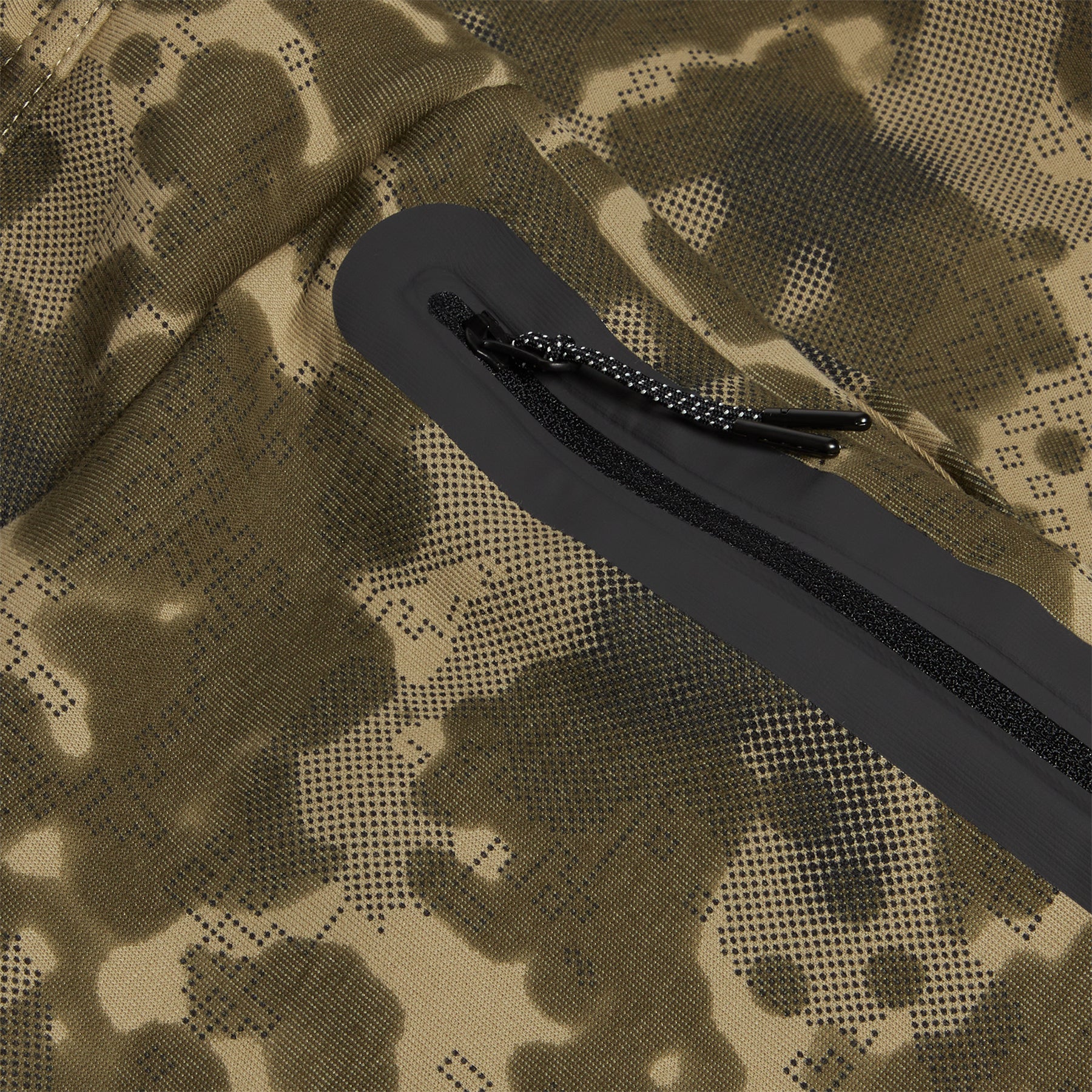 Nike Tech Open-Hem Fleece Camo Pant (Neutral Olive/Black)