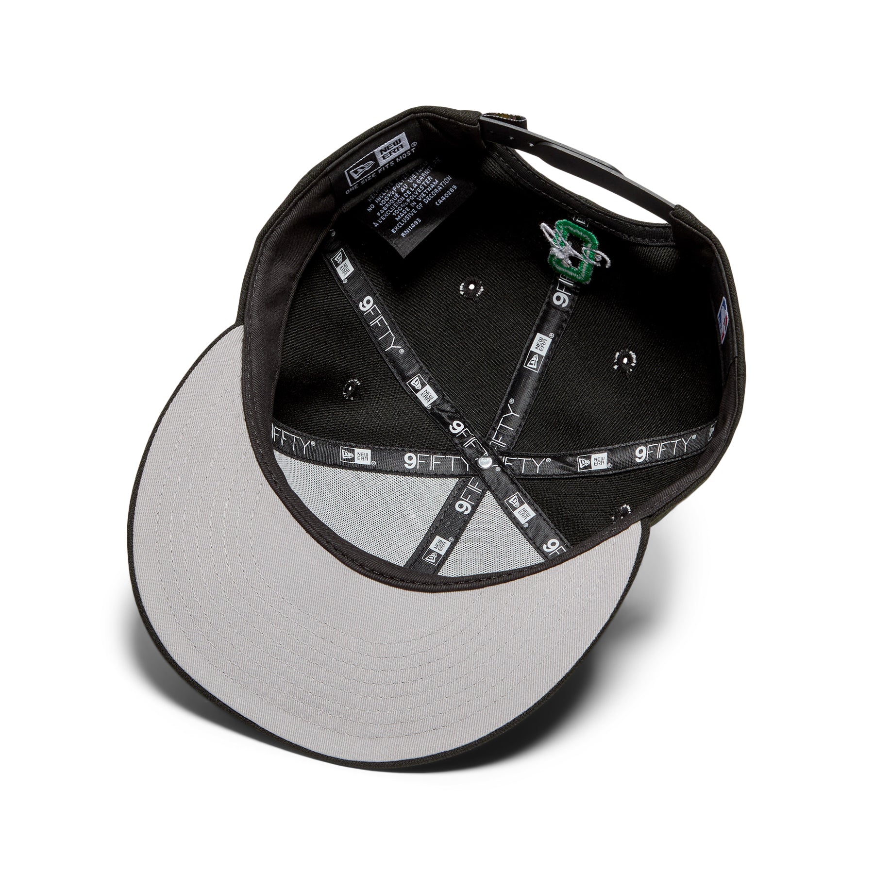 激レア NEWERA × NBA CELTICS TATUM #0 Beanie 激レア NEWERA × NBA CELTICS TATUM #0 Beanie
