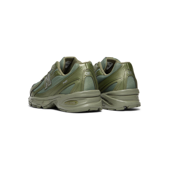 New Balance 740 (Dark olivine)