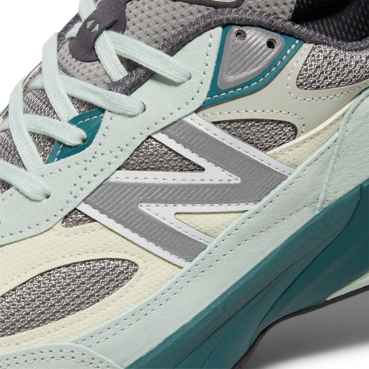 New Balance Made in USA 990v6 (Clay Ash)