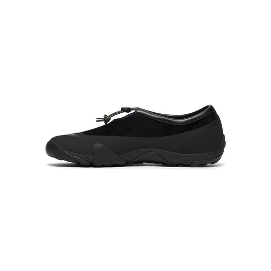 Tokyo Design Studio Minimus x New Balance MT10 (Black)