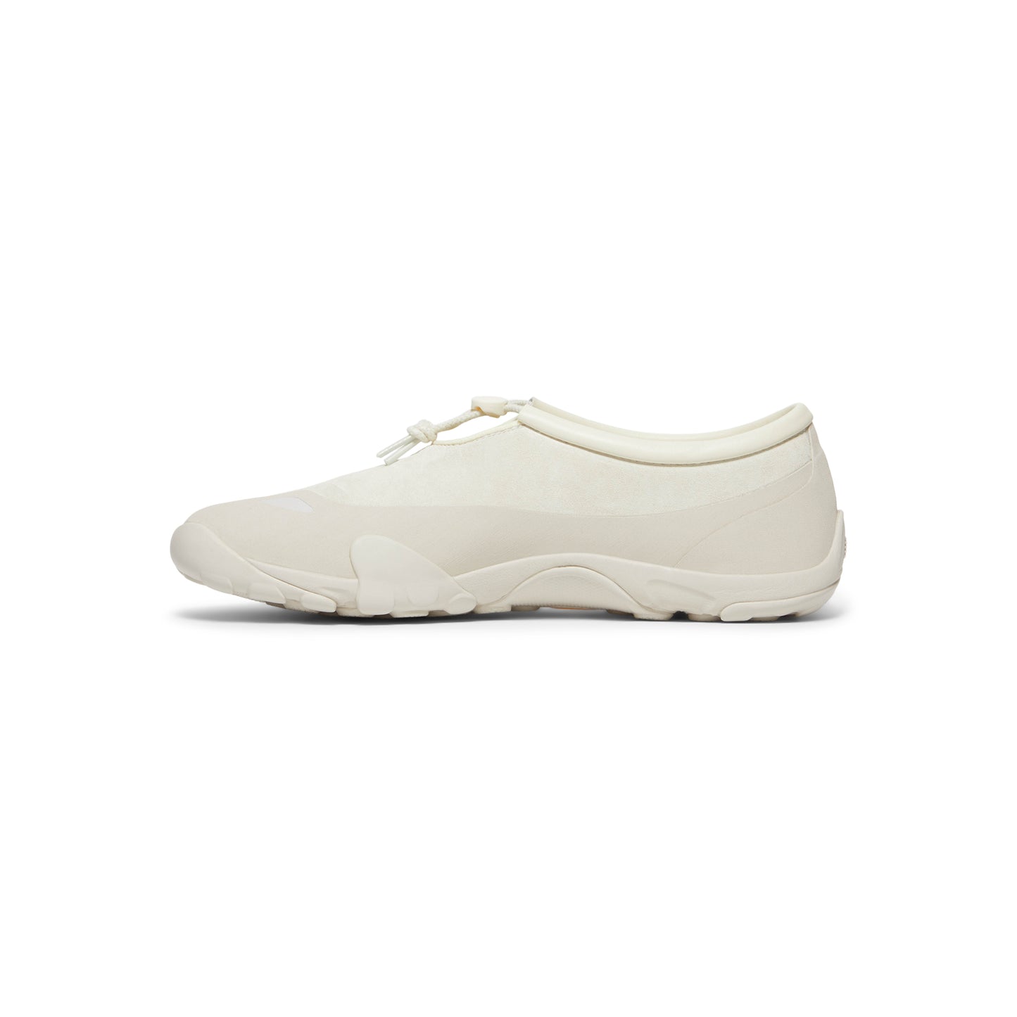 Tokyo Design Studio Minimus x New Balance MT10 (Angora)