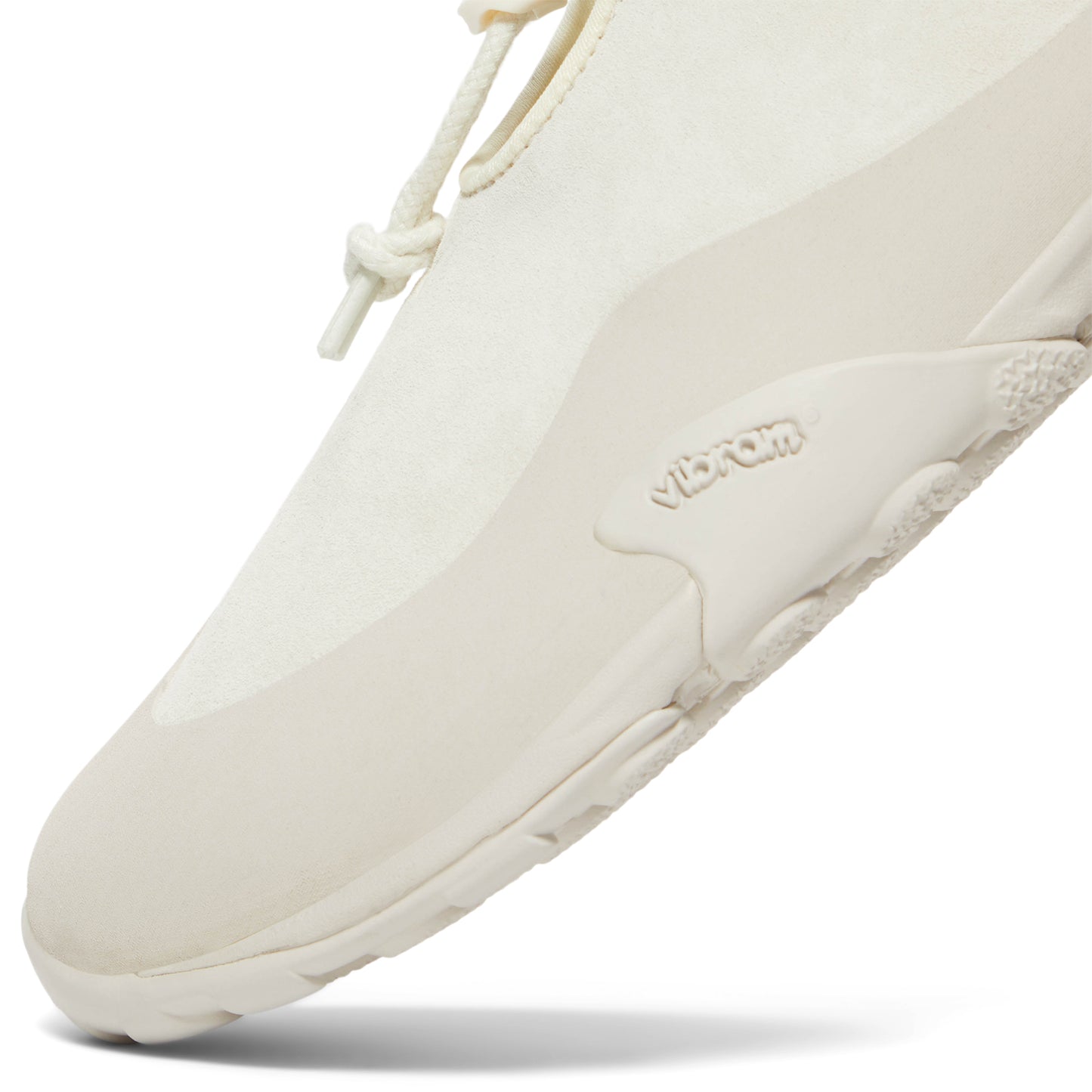Tokyo Design Studio Minimus x New Balance MT10 (Angora)