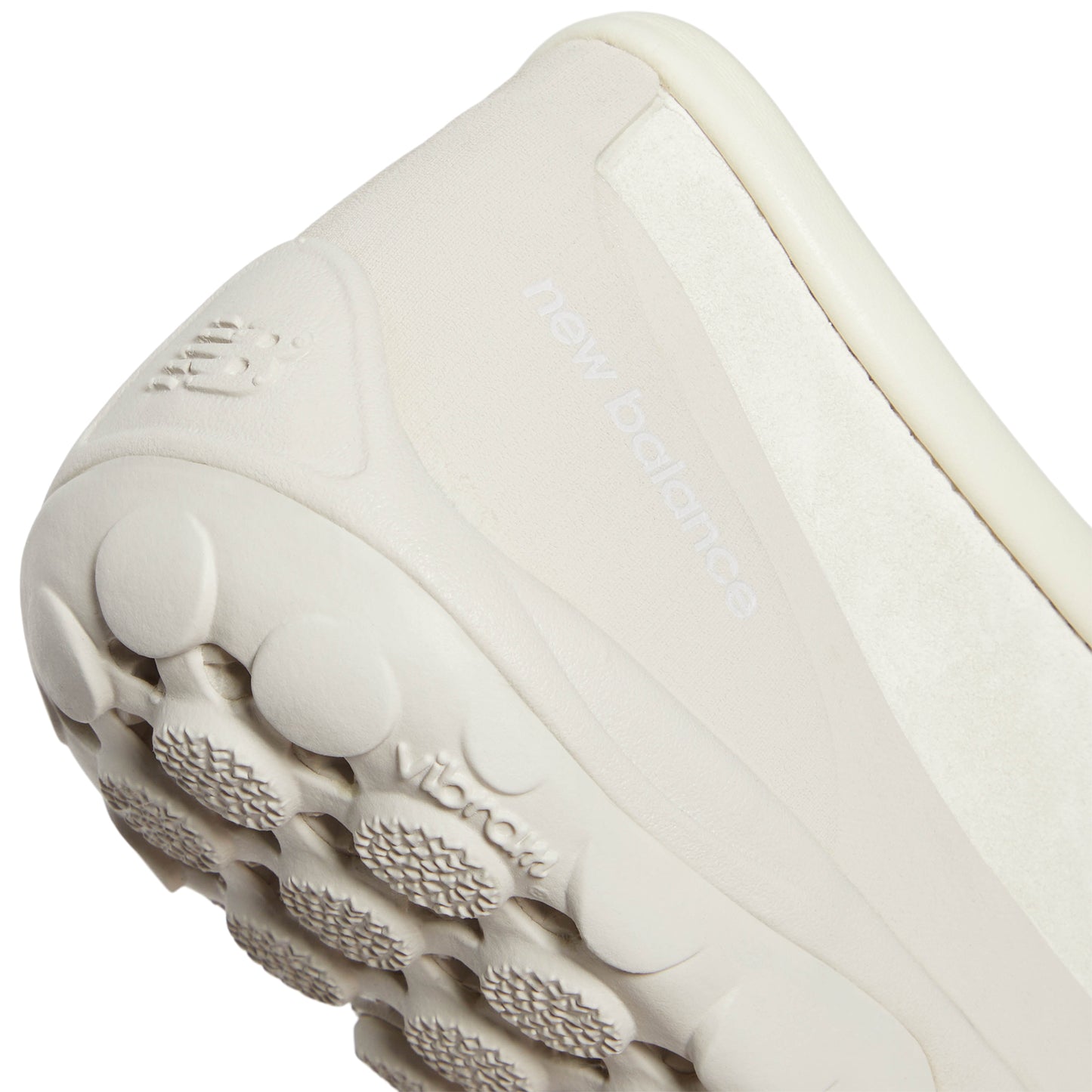 Tokyo Design Studio Minimus x New Balance MT10 (Angora)