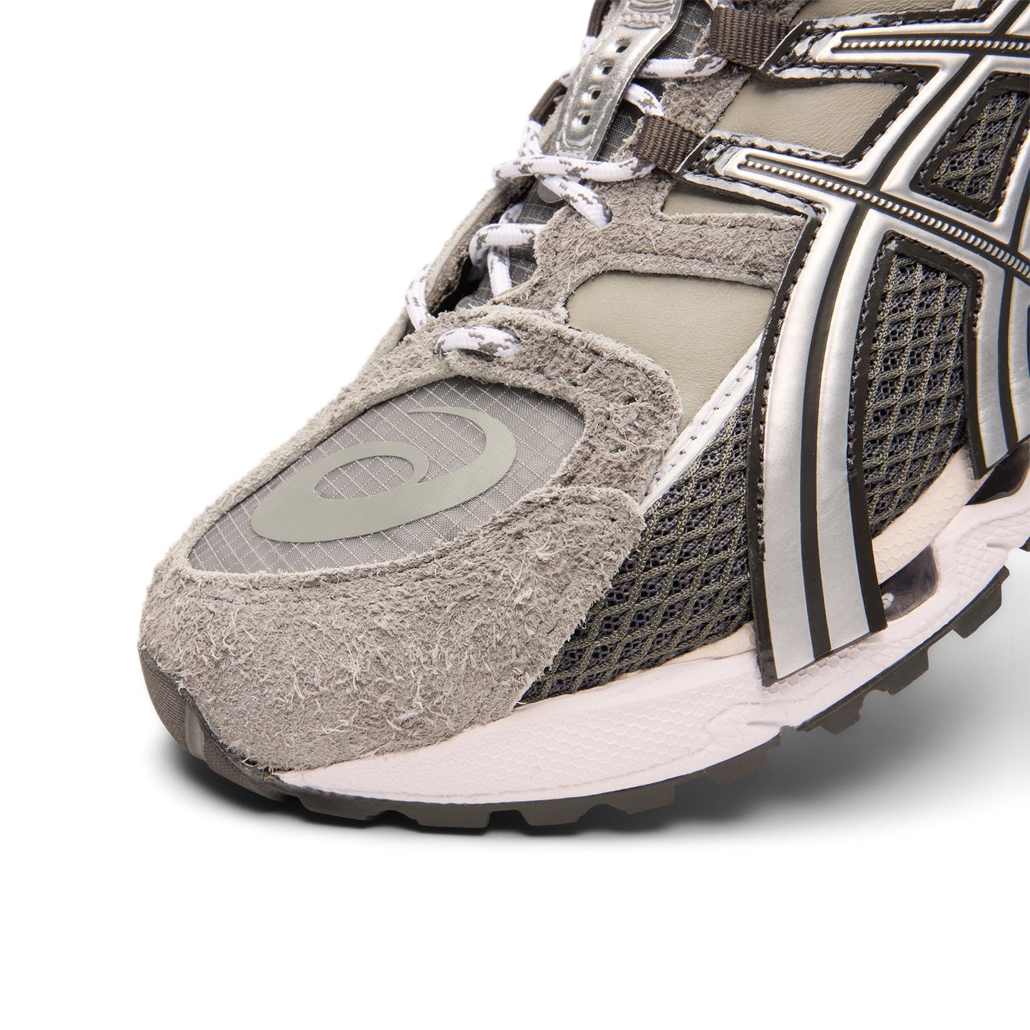 Asics x INVINCIBLE Gel-Nimbus 10.1 (Seal Grey/Pure Silver)