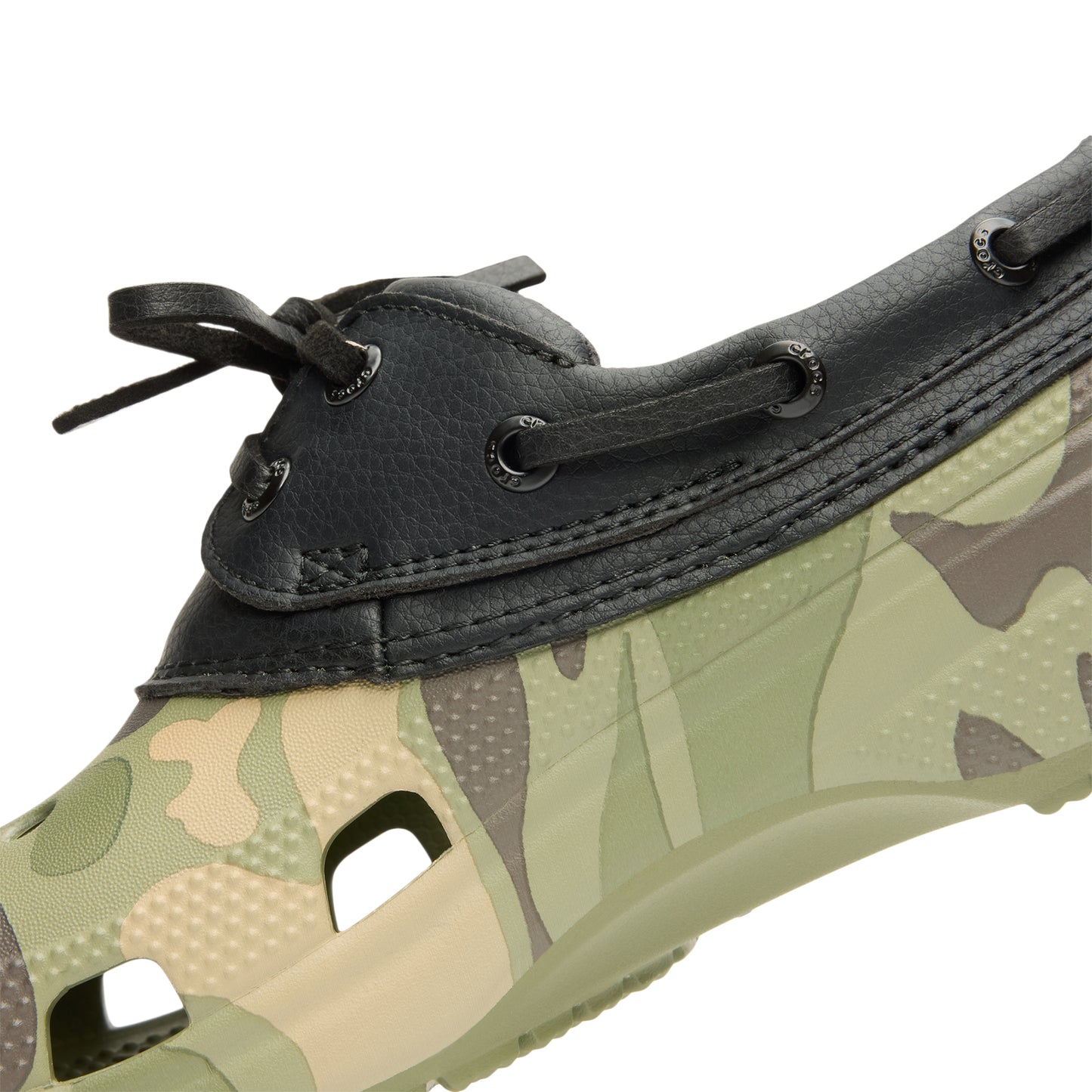 Crocs Classic Duck Camo Boat Shoe  (Black/Cargo)