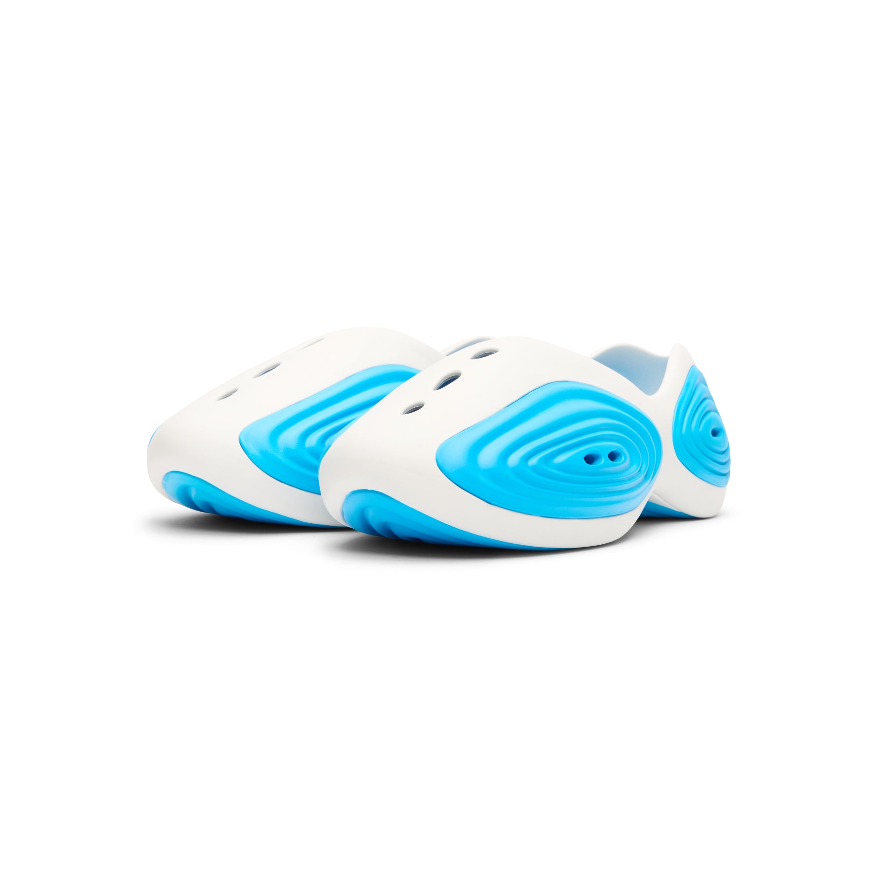 Crocs Ripple Mnl/NeOc (Moonlight/Neon Ocean) – CNCPTS