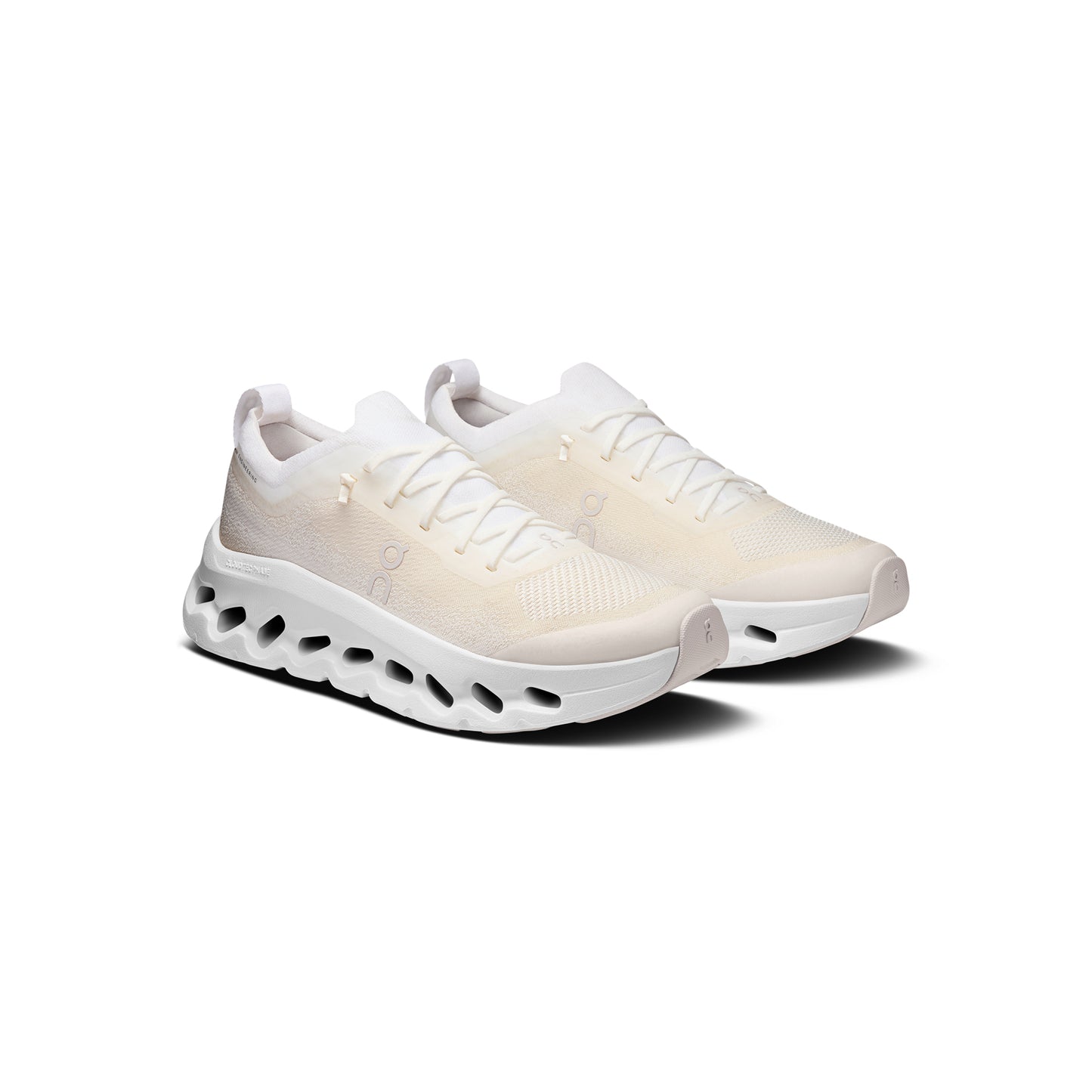 ON Womens Cloudtilt Moon (White/Frost)