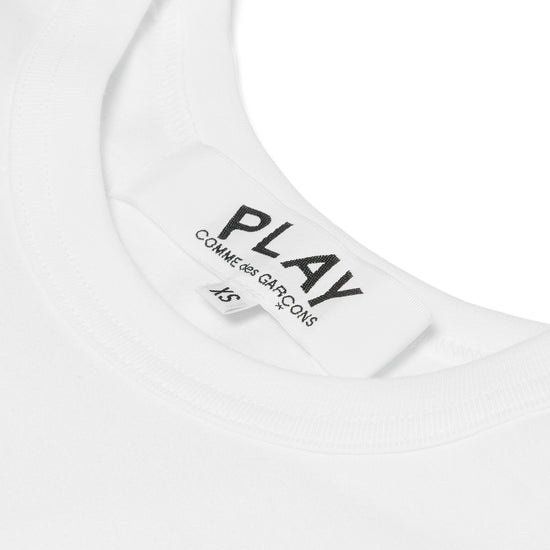 Comme Des Garcons PLAY T-Shirt Small Red Emblem (White)