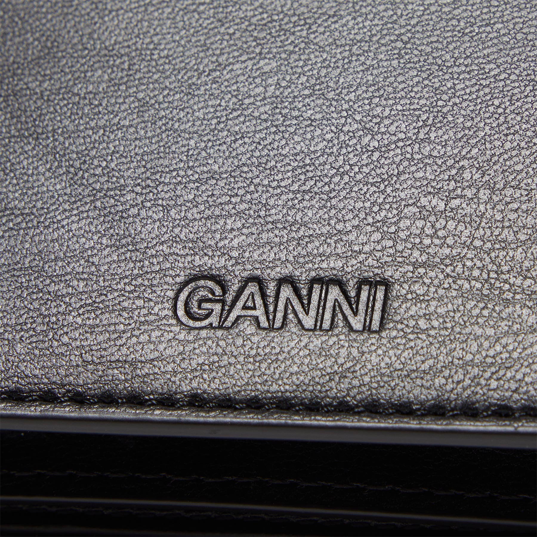 GANNI Bou Flap Card Holder Strass (Black)