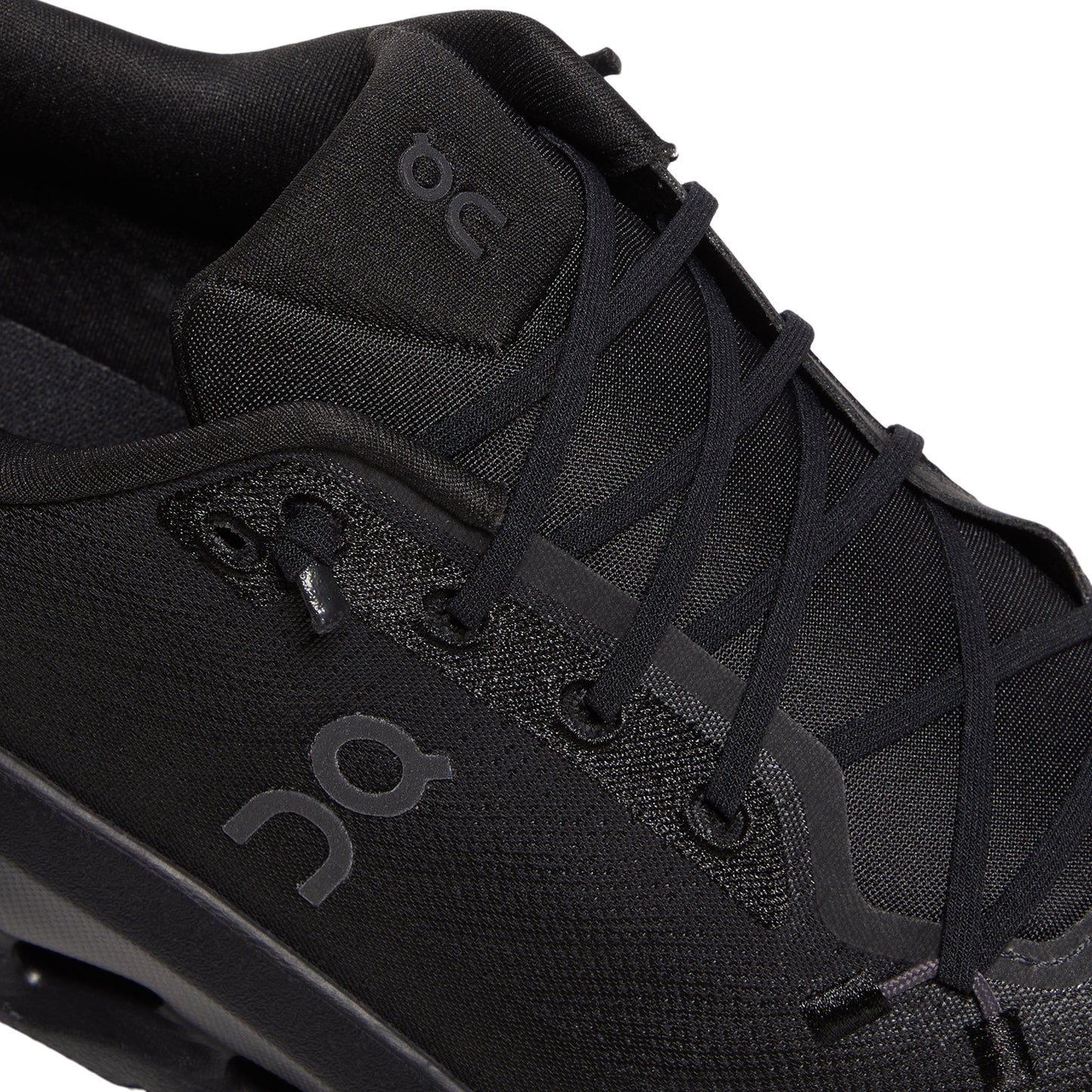 On Cloudtilt (Eclipse/Black)