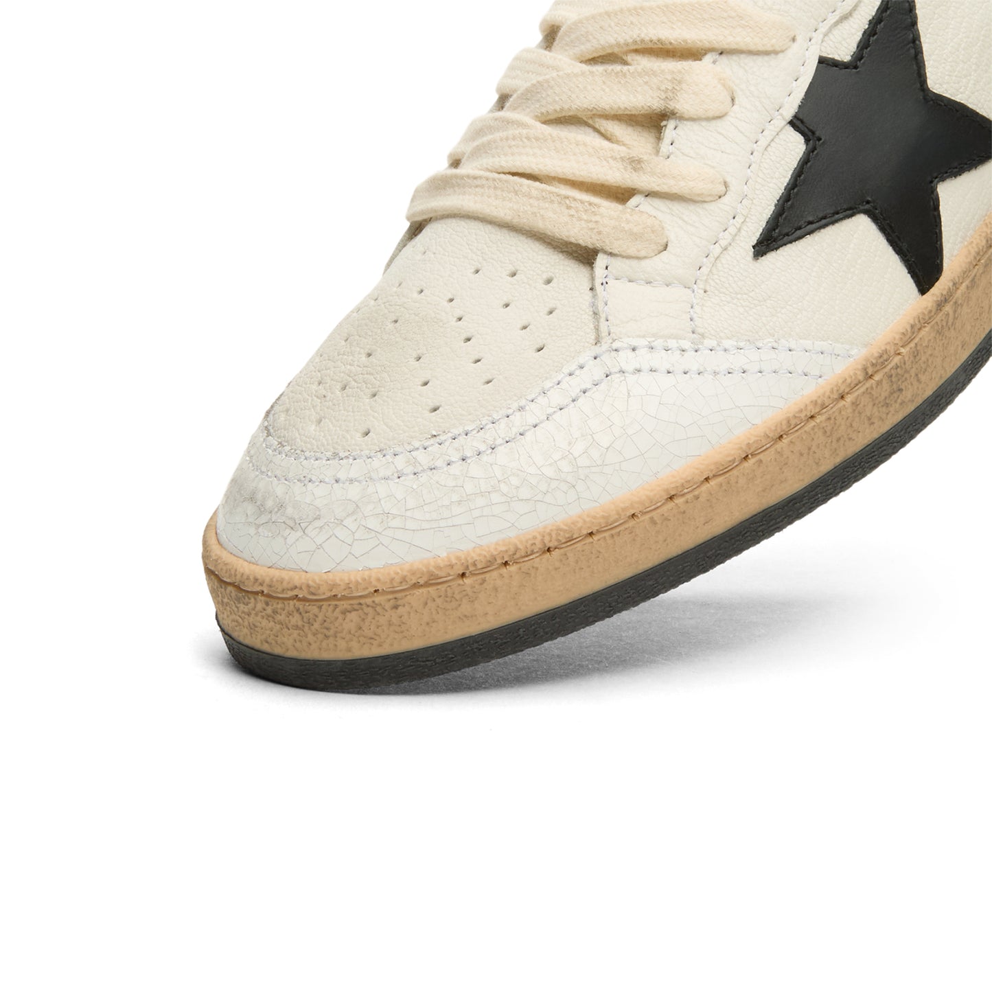 Golden Goose Ballstar Nappa Upper Leather Star And Heel Crack Toe And Spur (White/Black)