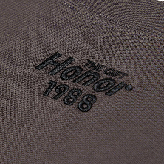 Honor The Gift Pendant Box Tee (Charcoal)