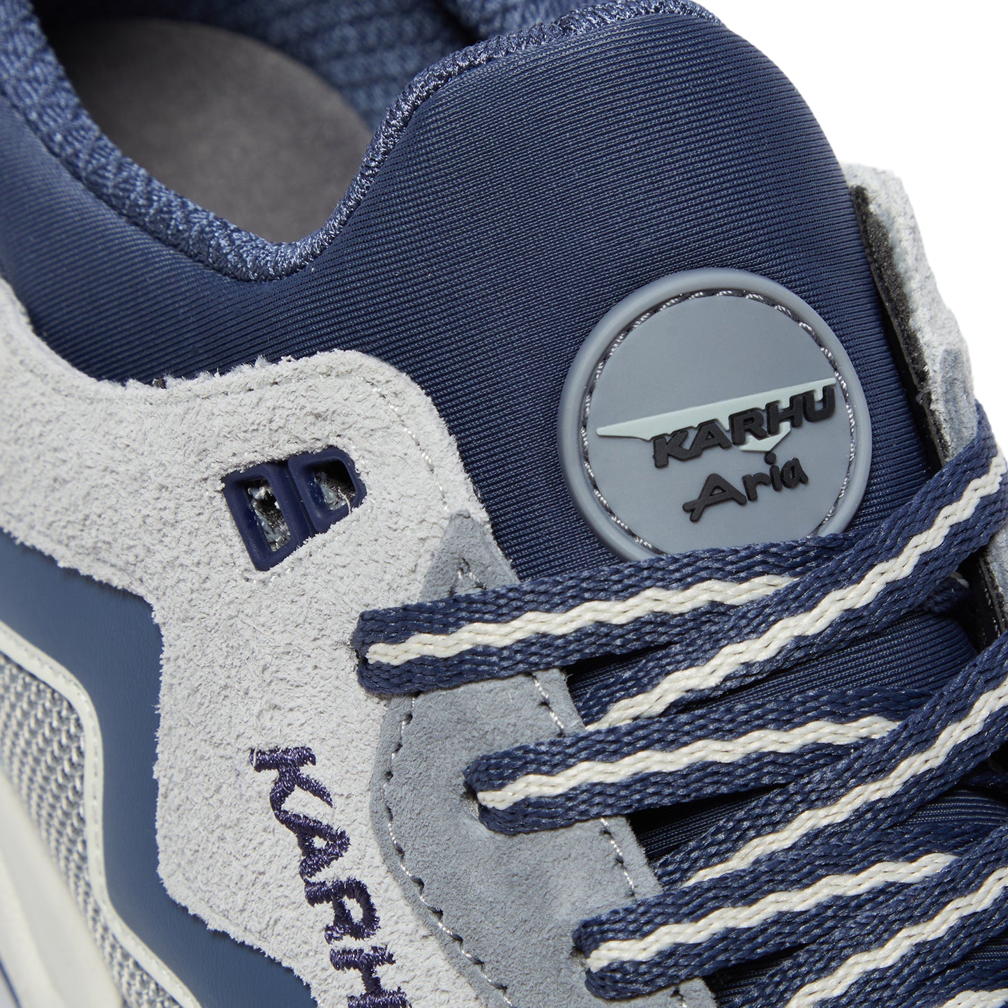 Karhu Aria 95 (Aqua Gray/ Vintage Indigo)