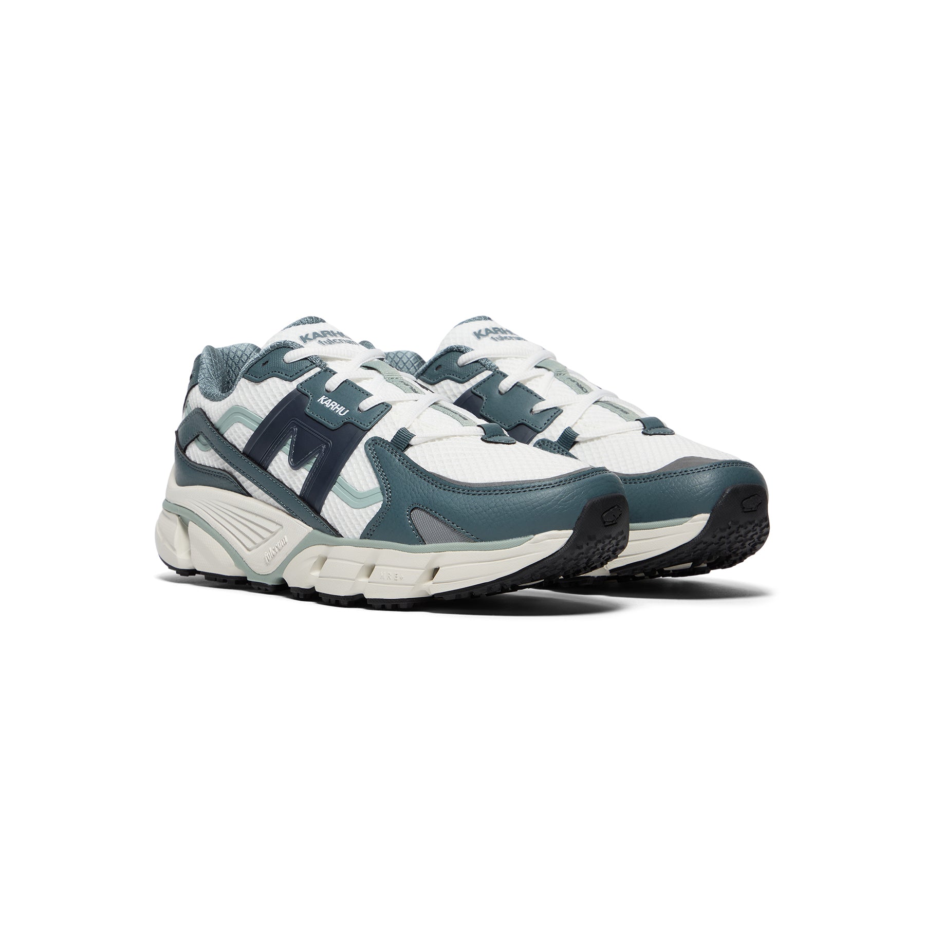 Karhu Super Fulcrum (Stormy Weather/India Ink)