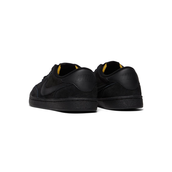 Nike SB FC Classic (Black/Vivid Orange)
