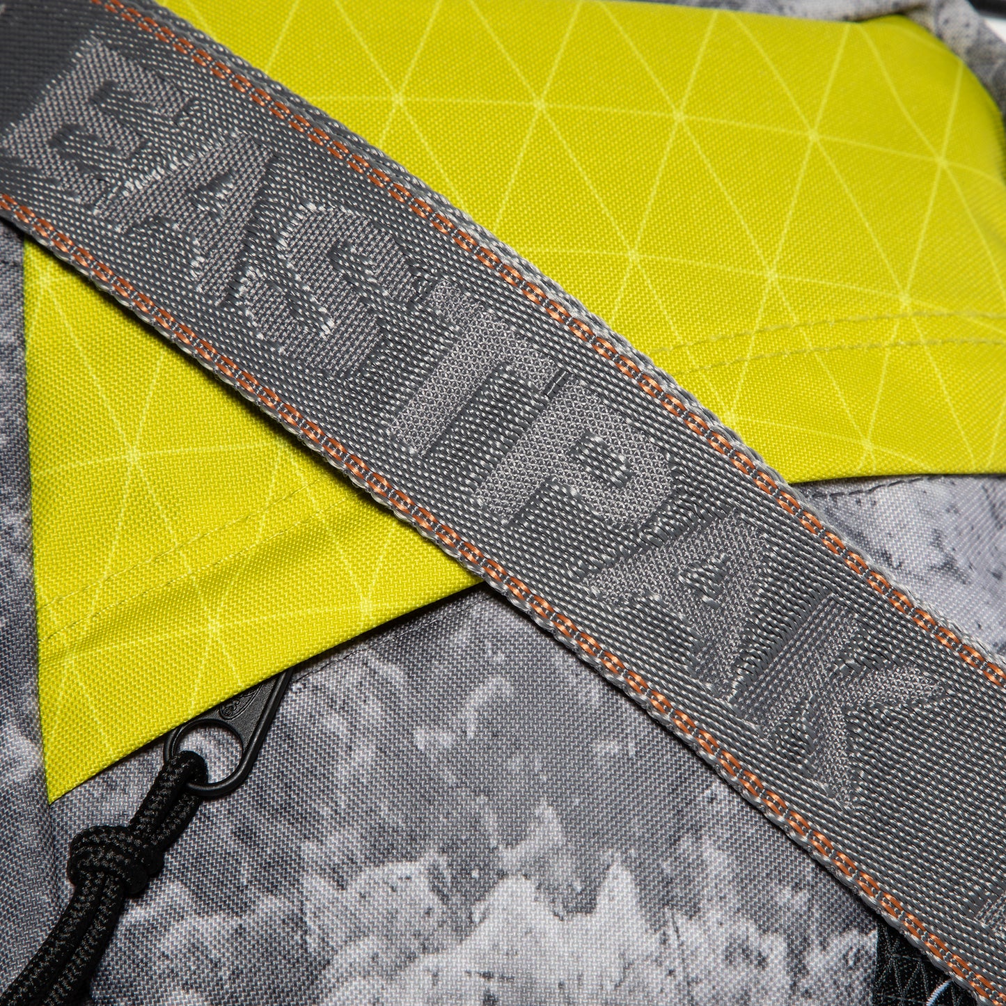 A-COLD-WALL x East Pak Crossbody Pouch (Light Grey/Lime)