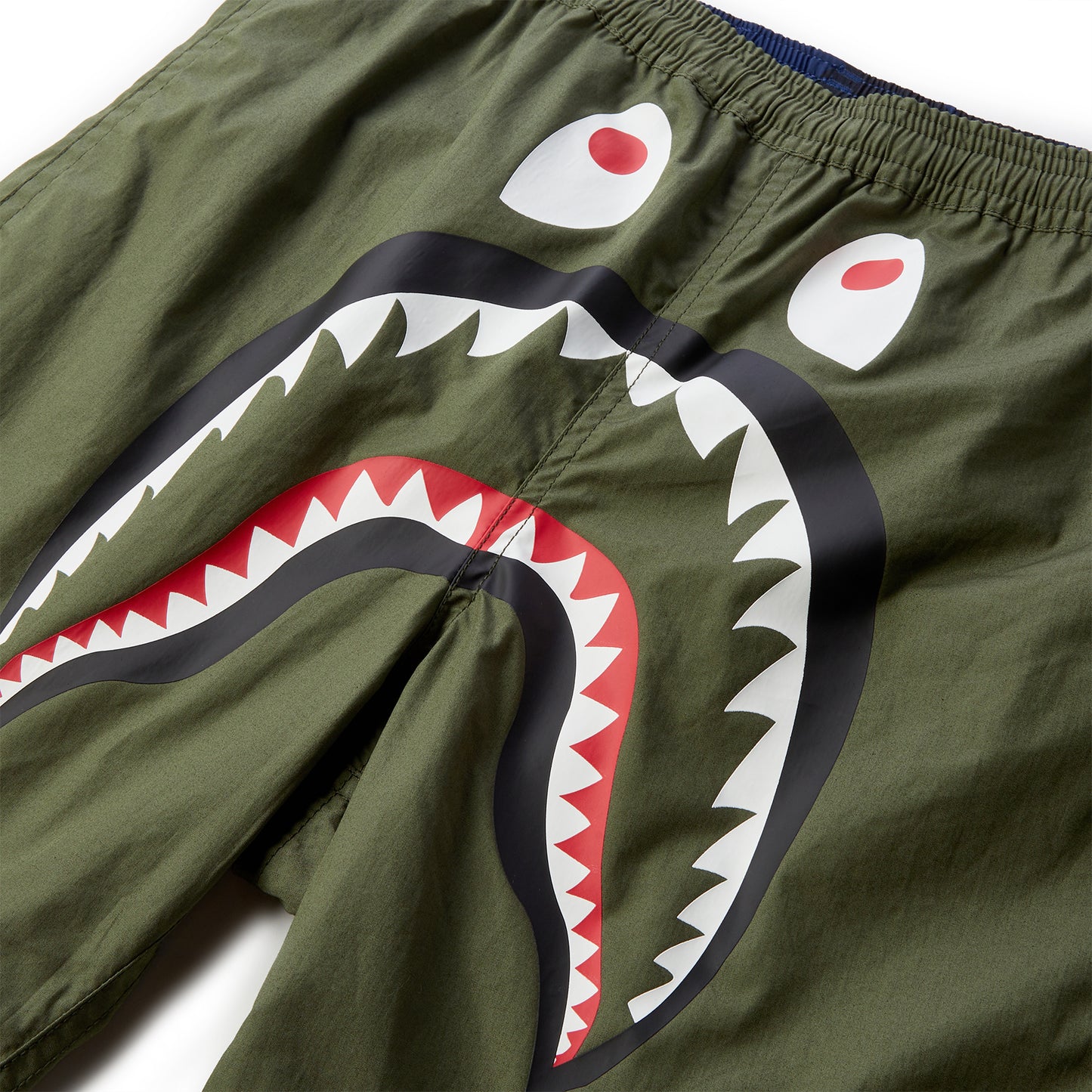A Bathing Ape Color Camo Shark Reversible Shorts (Navy)