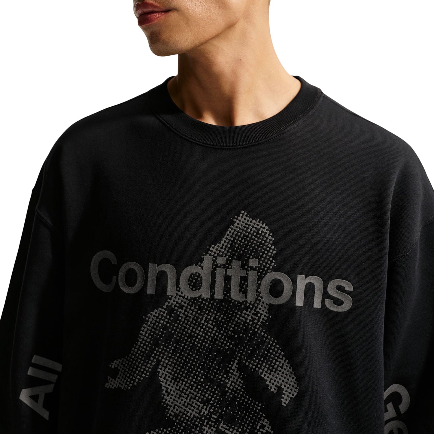Nike ACG "Tuff Fleece" Therma-FIT Pullover Crew-Neck Sweatshirt (Black)