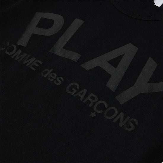 Comme Des Garcons PLAY Logo Print T-Shirt (Black)