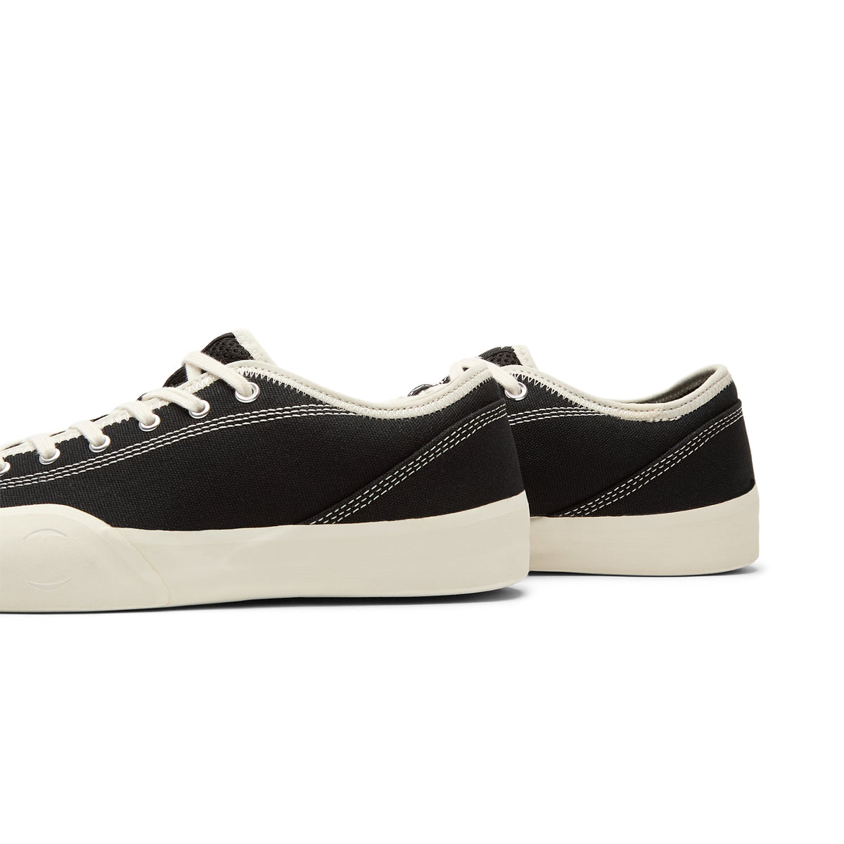 Village PM 1.30PM (Black/Whisper White)