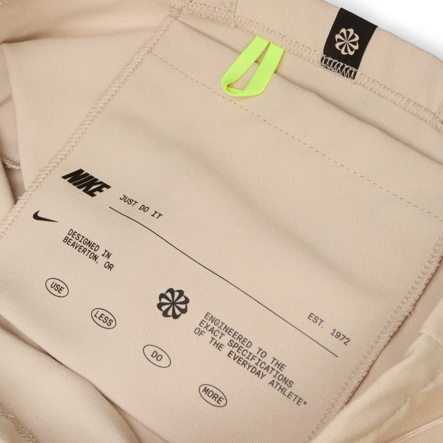 Nike Heritage 2.0 Tote Bag (22L) (White)