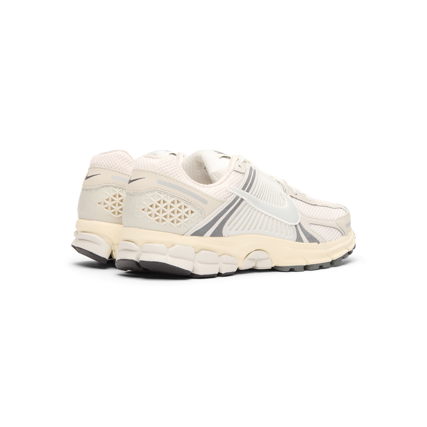 Nike Zoom Vomero 5 SE (Platinum Tint/Photon Dust-Cashmere)
