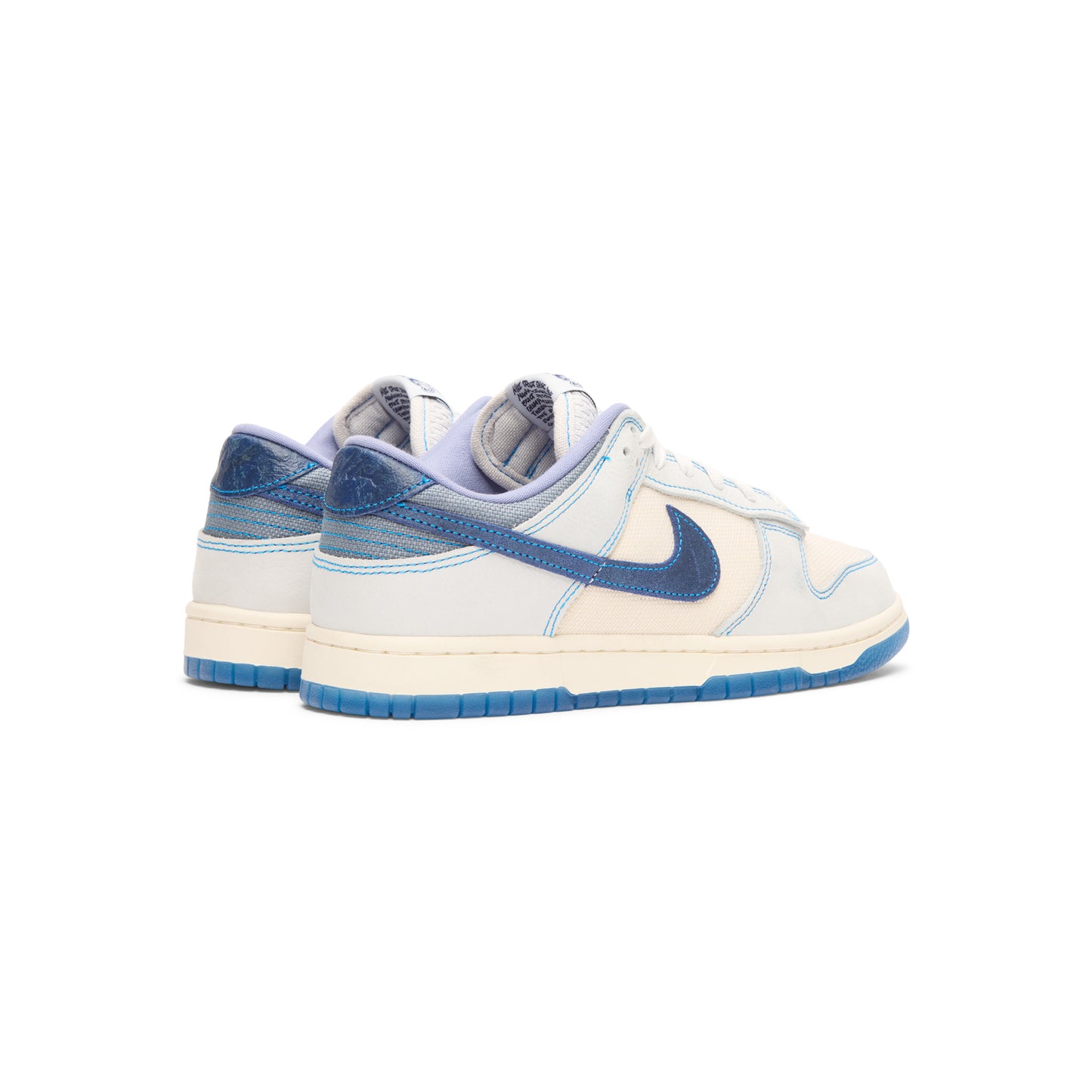 Nike Dunk Low Retro SE (Summit White/Blue Void-Pure Platinum)