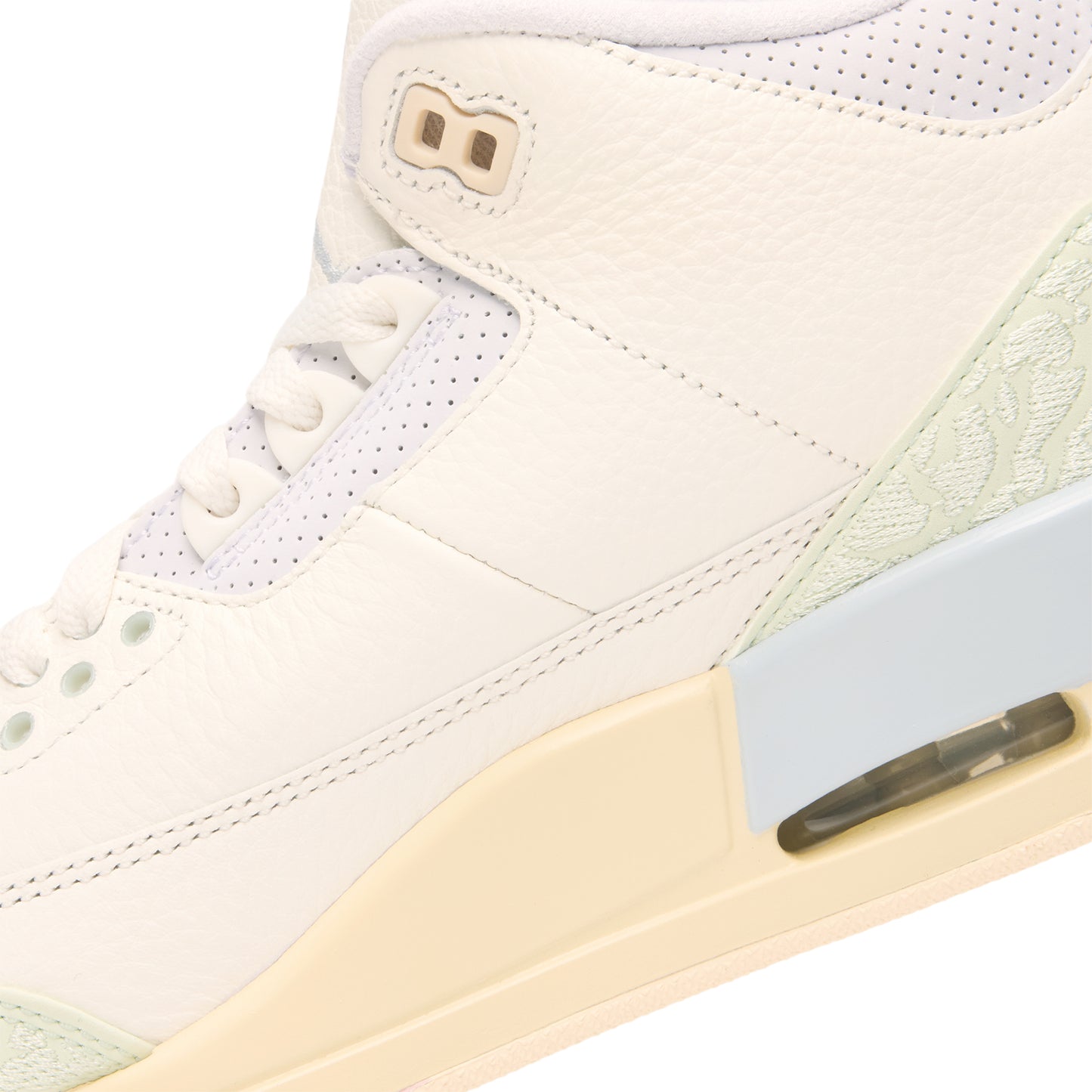 Air Jordan 3 Retro (Sail/Jade Aura-Aura-Iced Carmine)