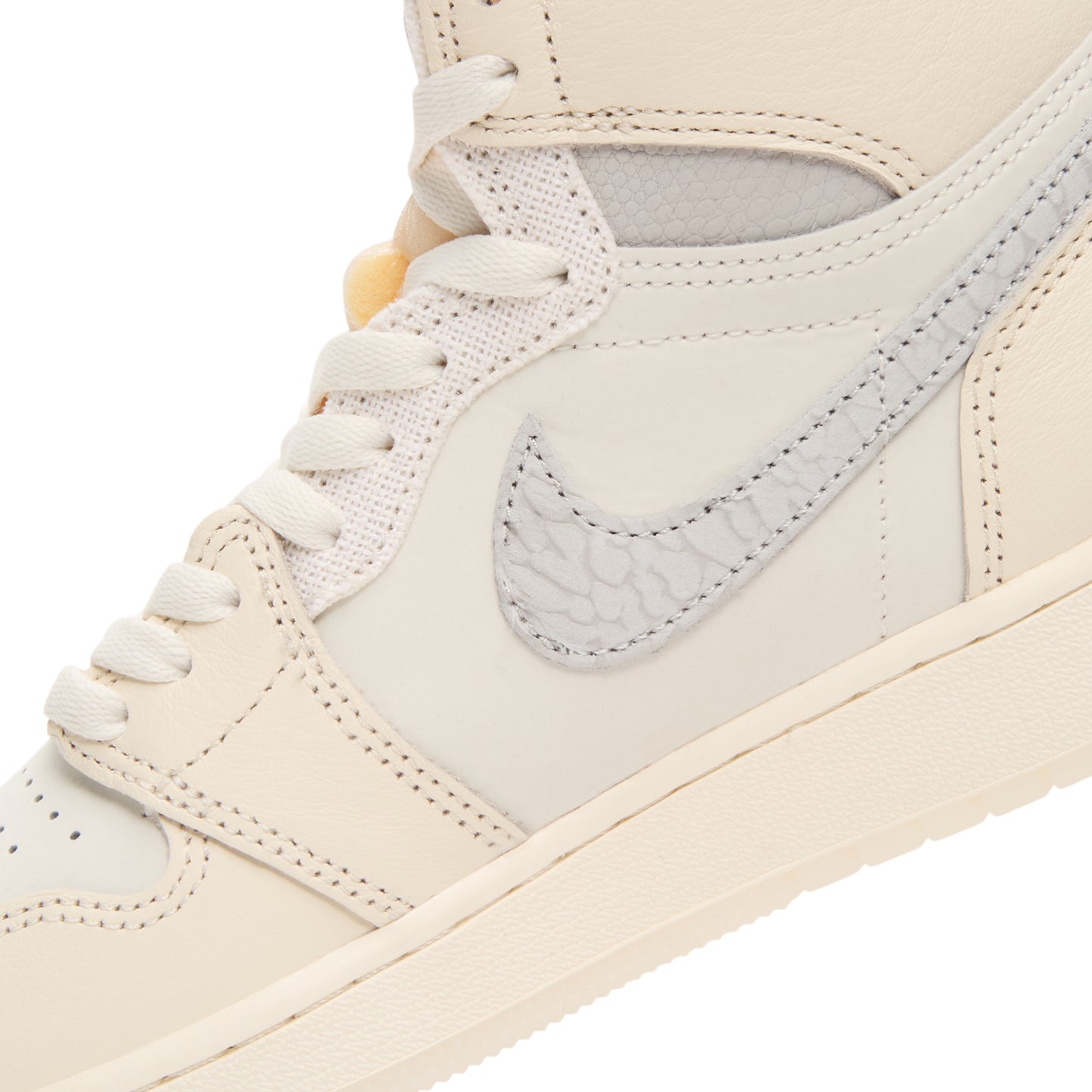 Jordan Air Jordan 1 Retro High OG (Sail/University red-Pale ivory)