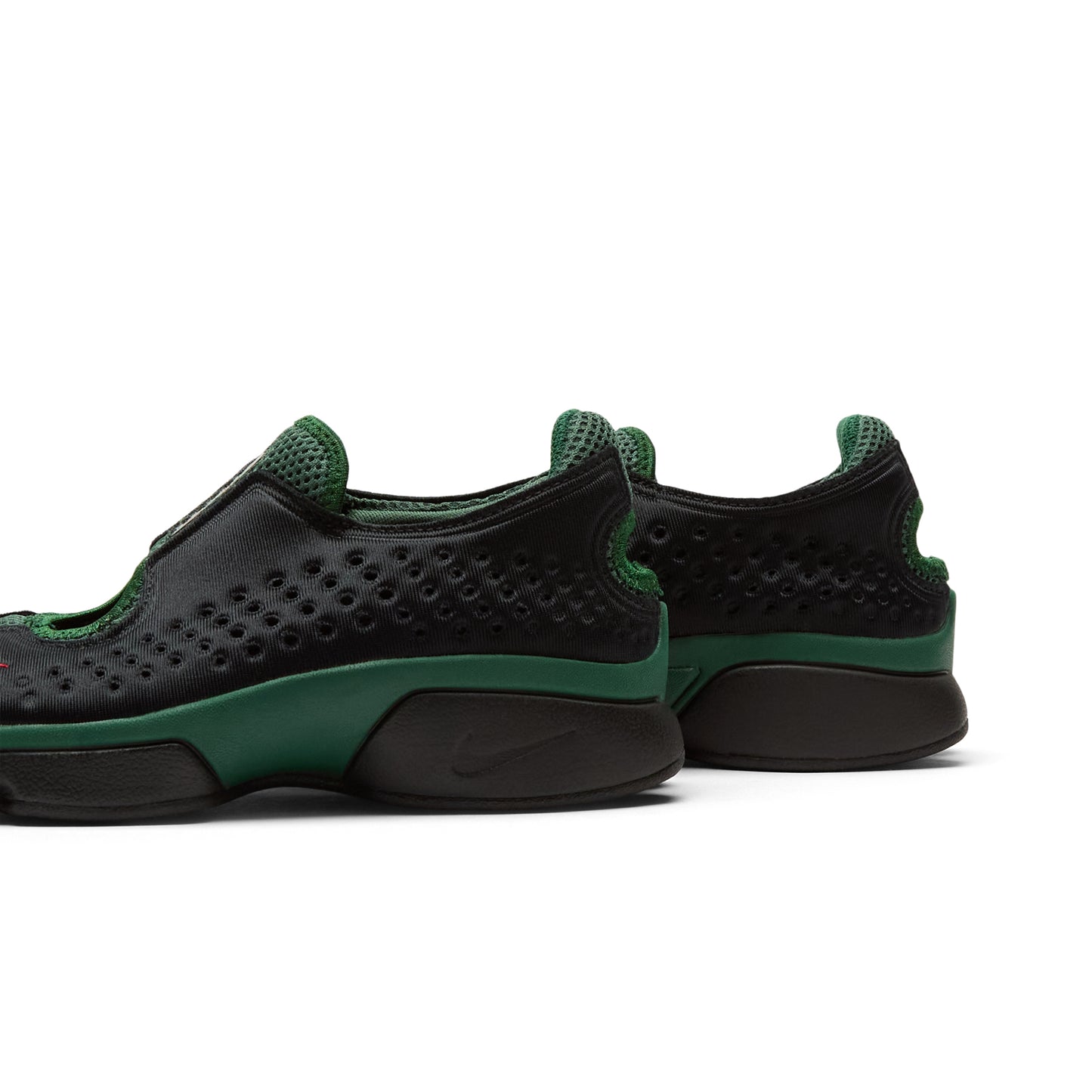 Nike Rift 2 (Black/Fire Red-Tm Dark Green)
