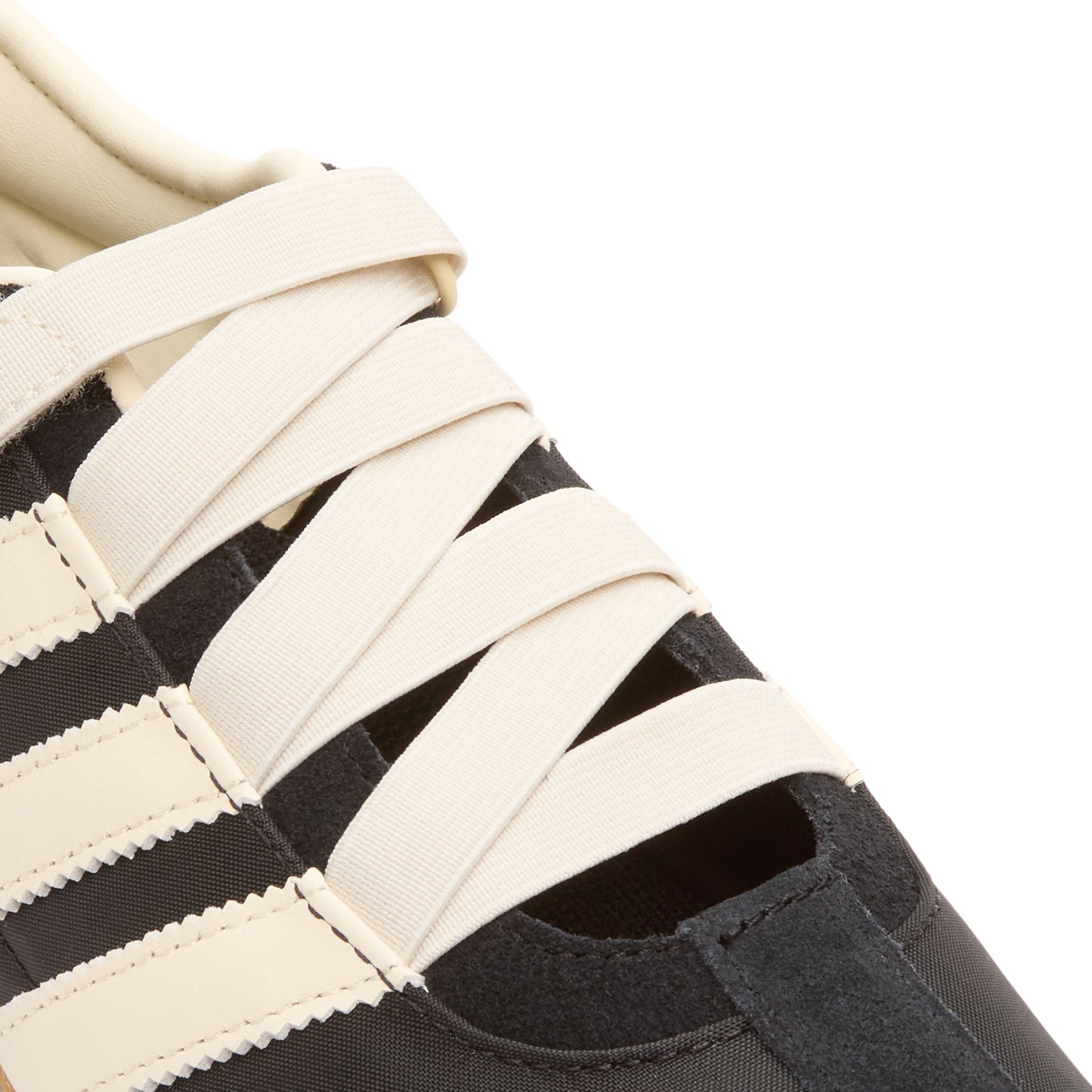Adidas Tokyo MJ W  (Core Black / Cream White / Gold Metallic)