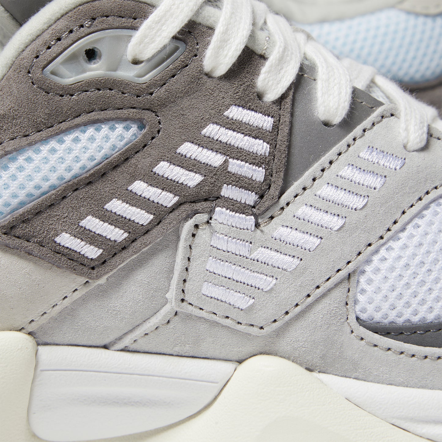 New Balance 9060 (Grey)