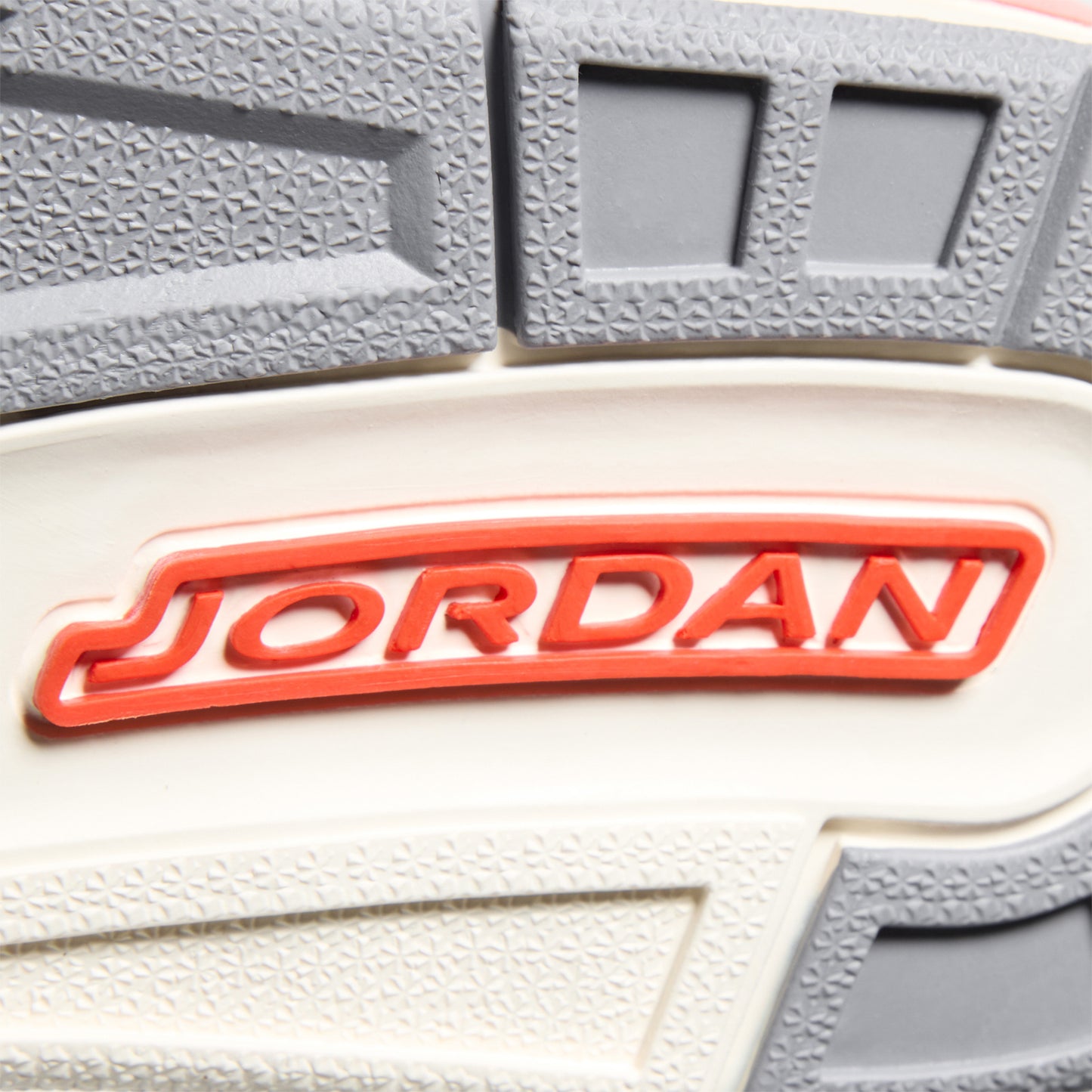 Nike Womens Air Jordan 3 Retro (White/Cosmic Clay/Sail/Cement Grey)